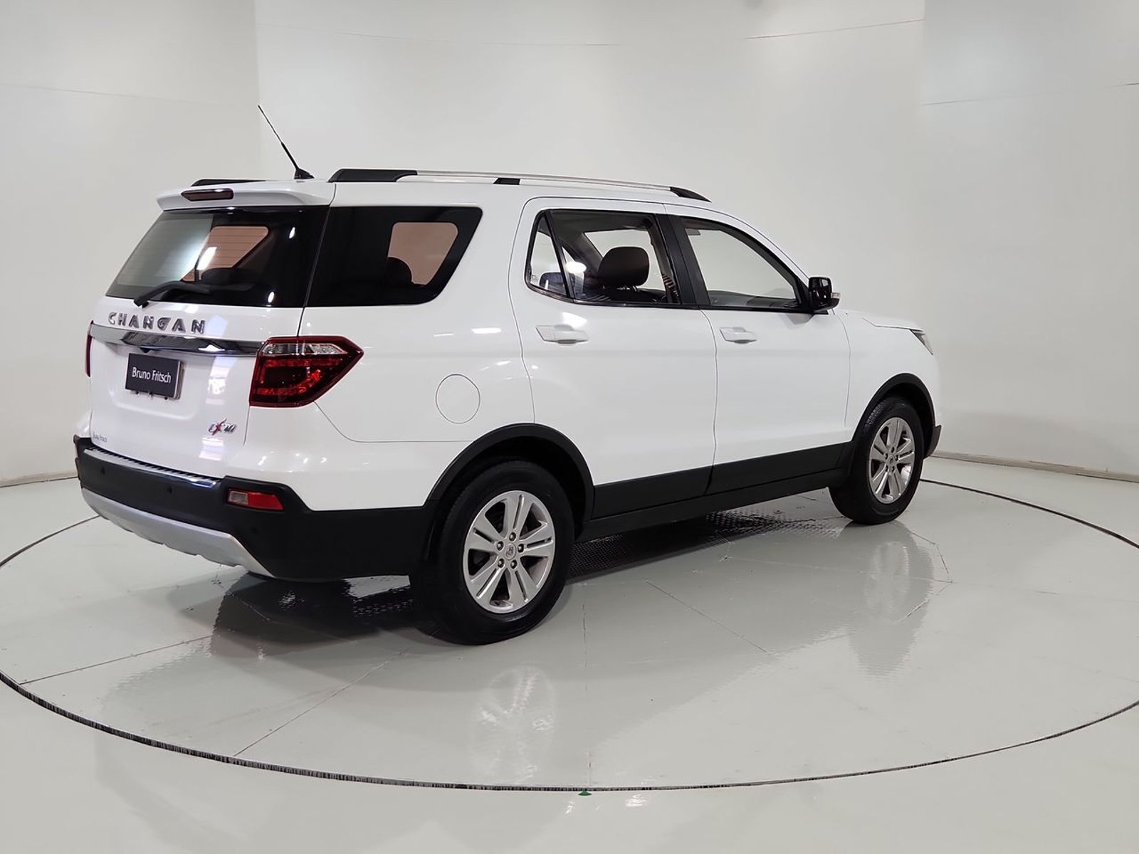 Changan CX70 1.6 2018 - Imagen 11 de 20