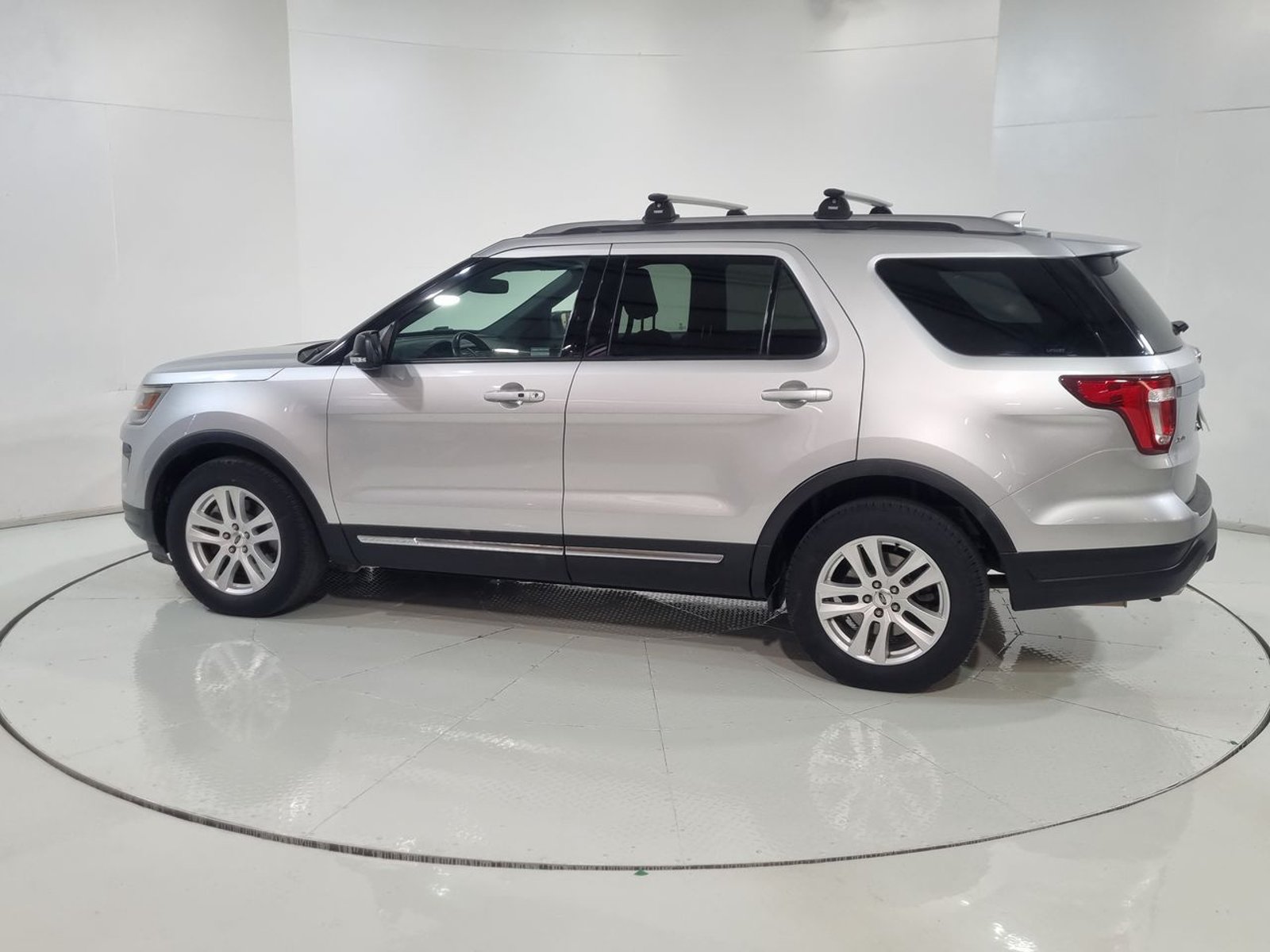 Ford EXPLORER XLT 3.5 AUT 2019 - Imagen 6 de 20