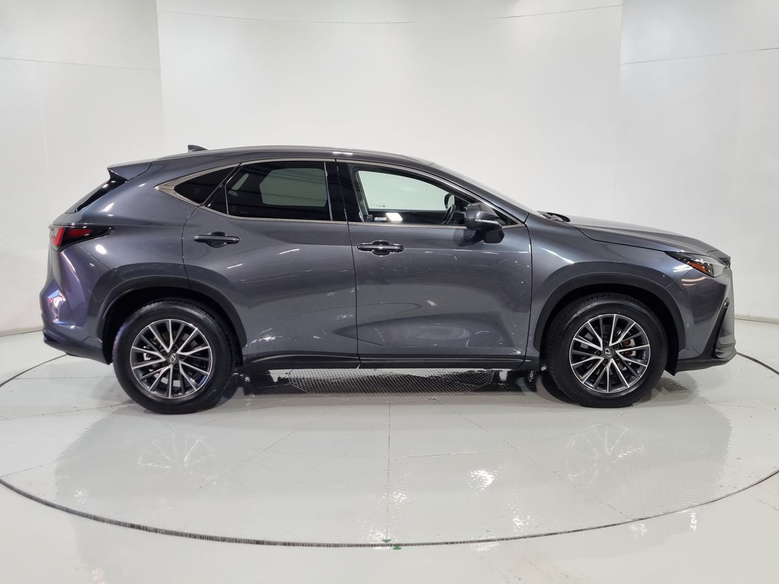 Lexus NX350H NX 350H 2.5 AUT 2023 - Imagen 13 de 20