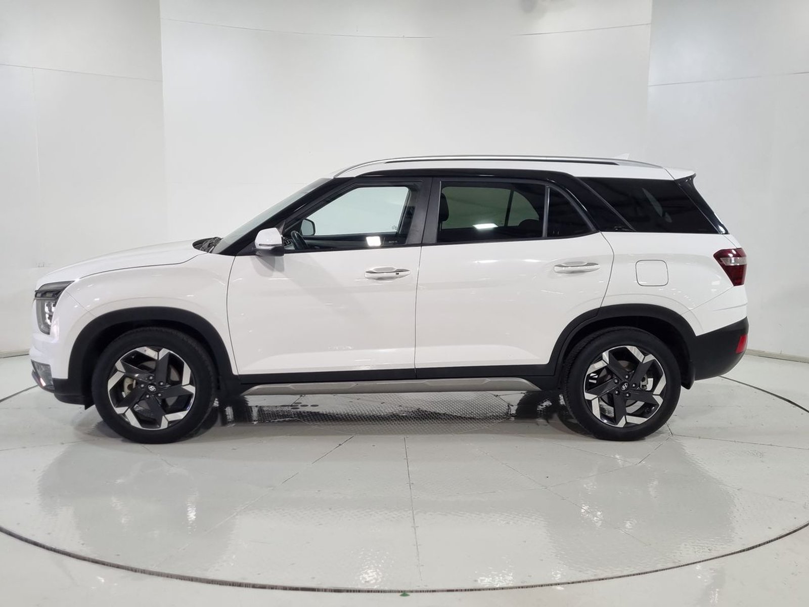 Hyundai CRETA GRAND MPI 2.0 AUT 2022 - Imagen 5 de 20