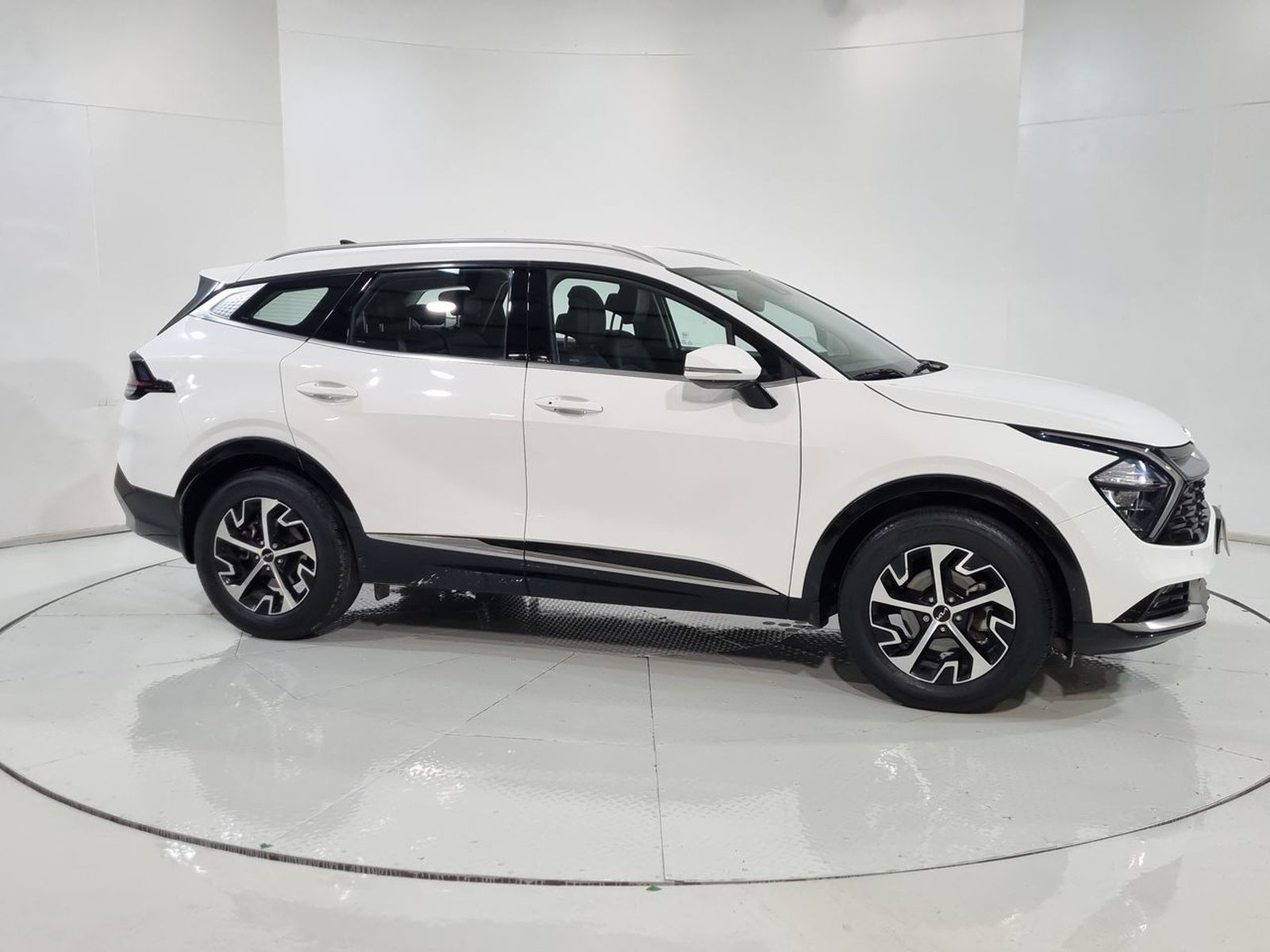 Kia SPORTAGE EX 4X4 2.0 AT 2023 - Imagen 14 de 20