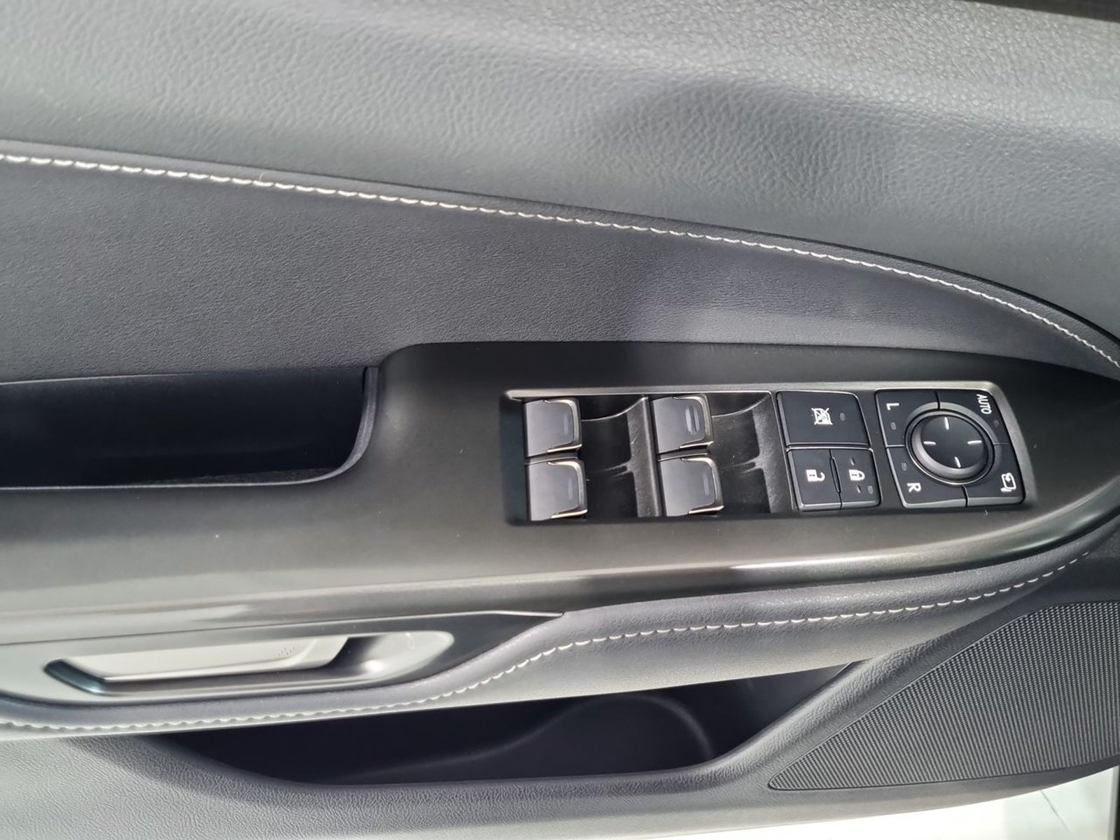 Lexus NX350H NX 350H 2.5 AUT 2023 - Imagen 20 de 20