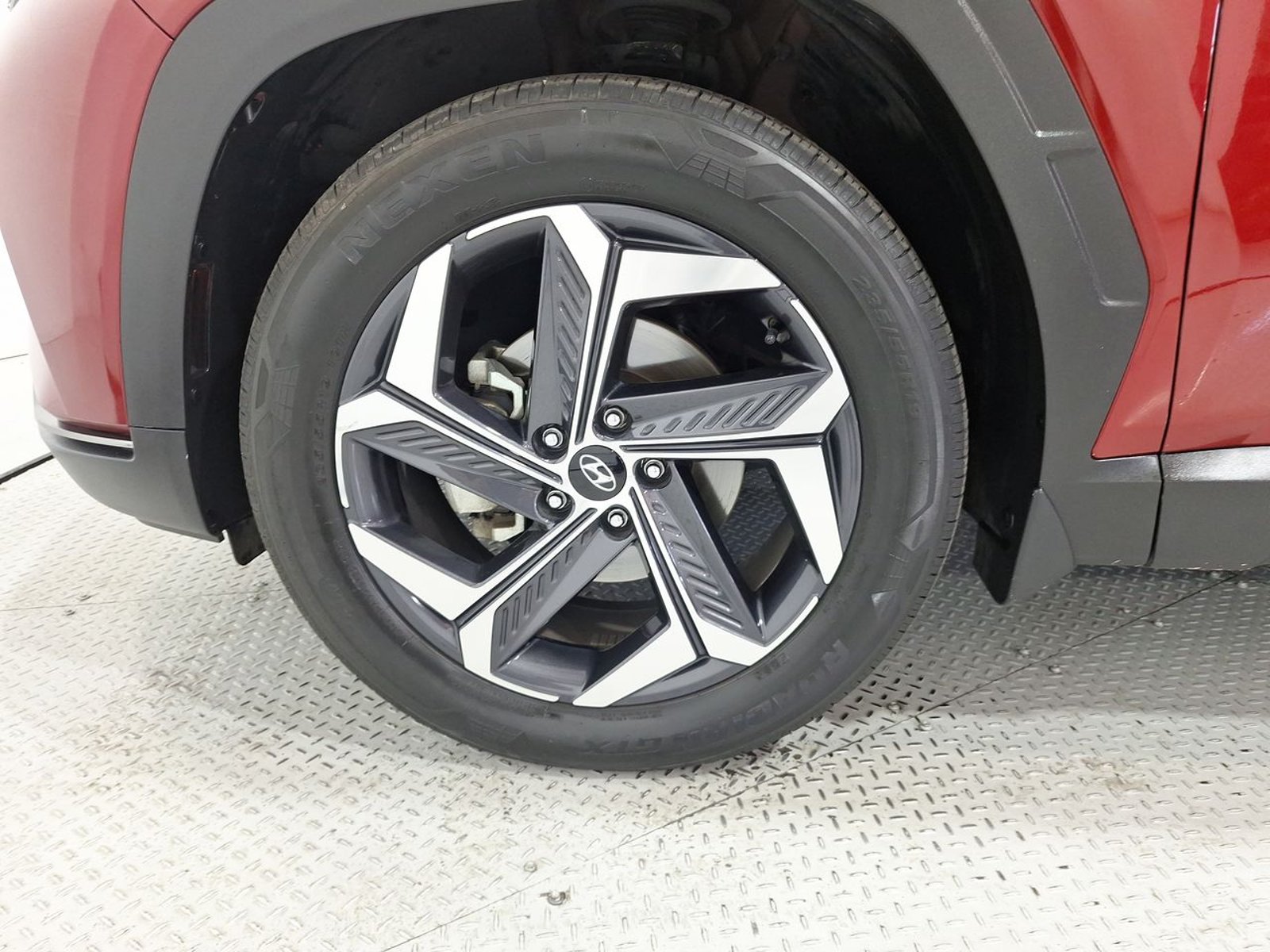 Hyundai TUCSON NX4 GDI 4X4 1.6 AUT 2024 - Imagen 14 de 20
