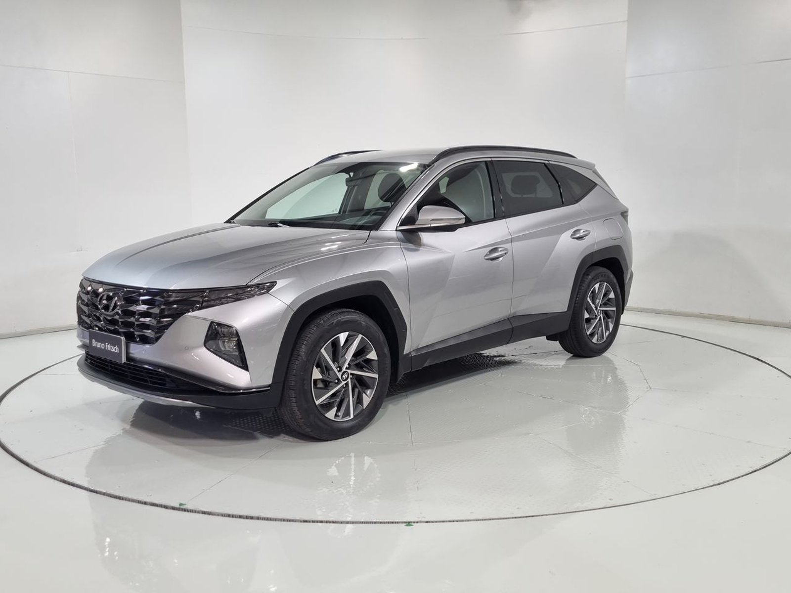 Hyundai TUCSON NX4 2.0 AUT 2023 - Imagen 3 de 20