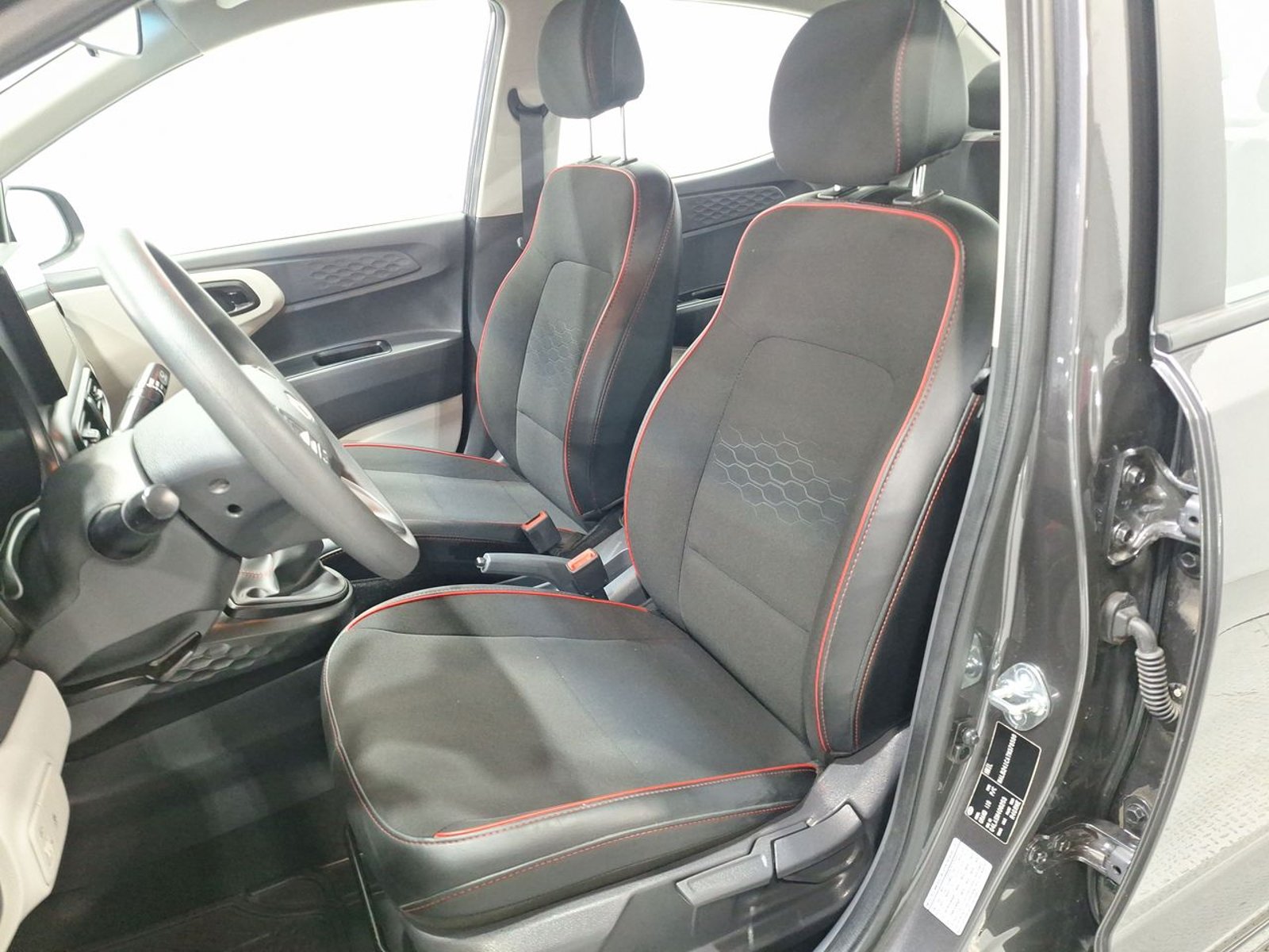 Hyundai GRAND I10 AI3  4X2 1.2 2025 - Imagen 18 de 20