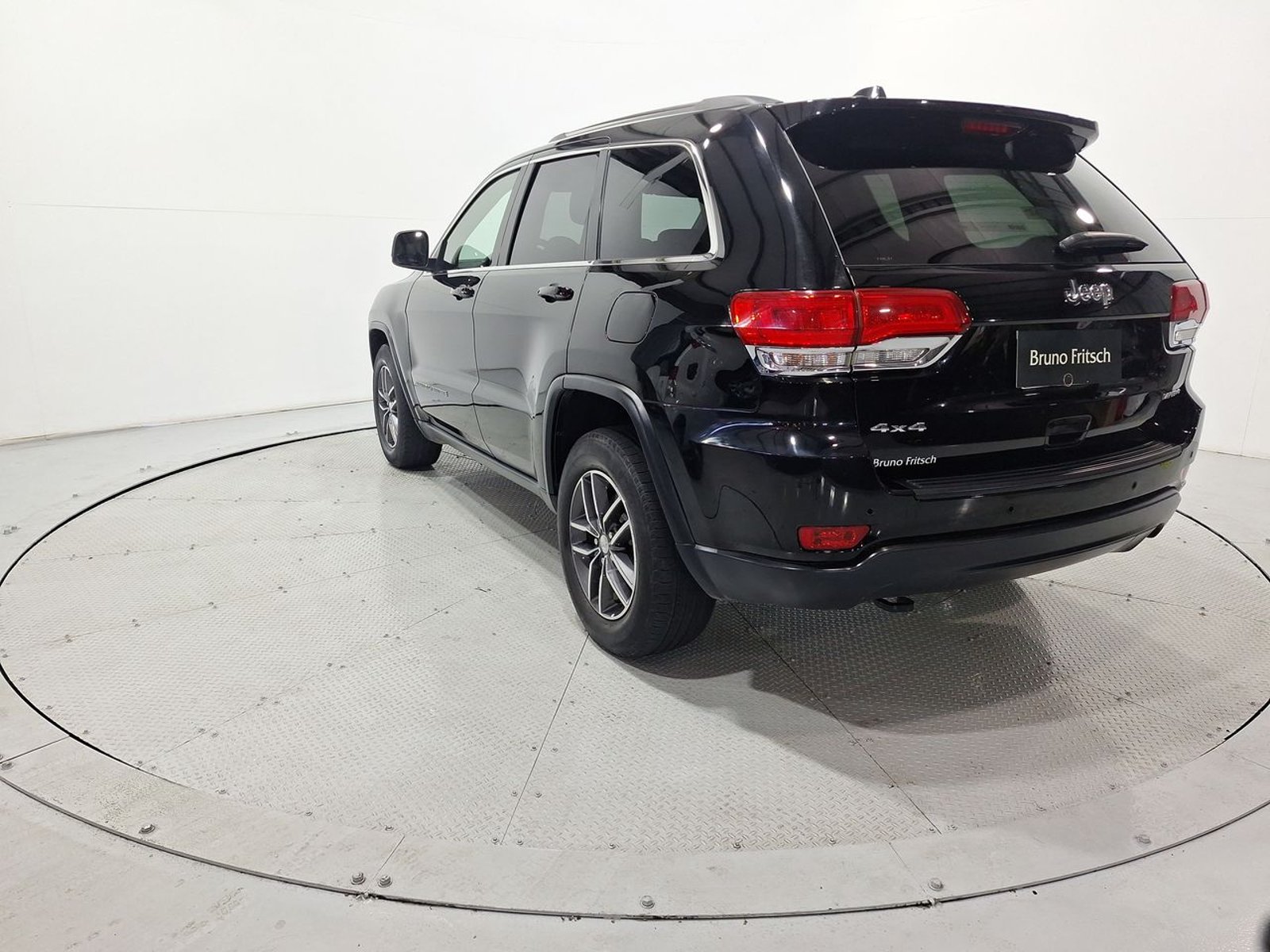 Jeep GRAND CHEROKEE LAREDO 4X4 3.6 AUT 2019 - Imagen 6 de 20