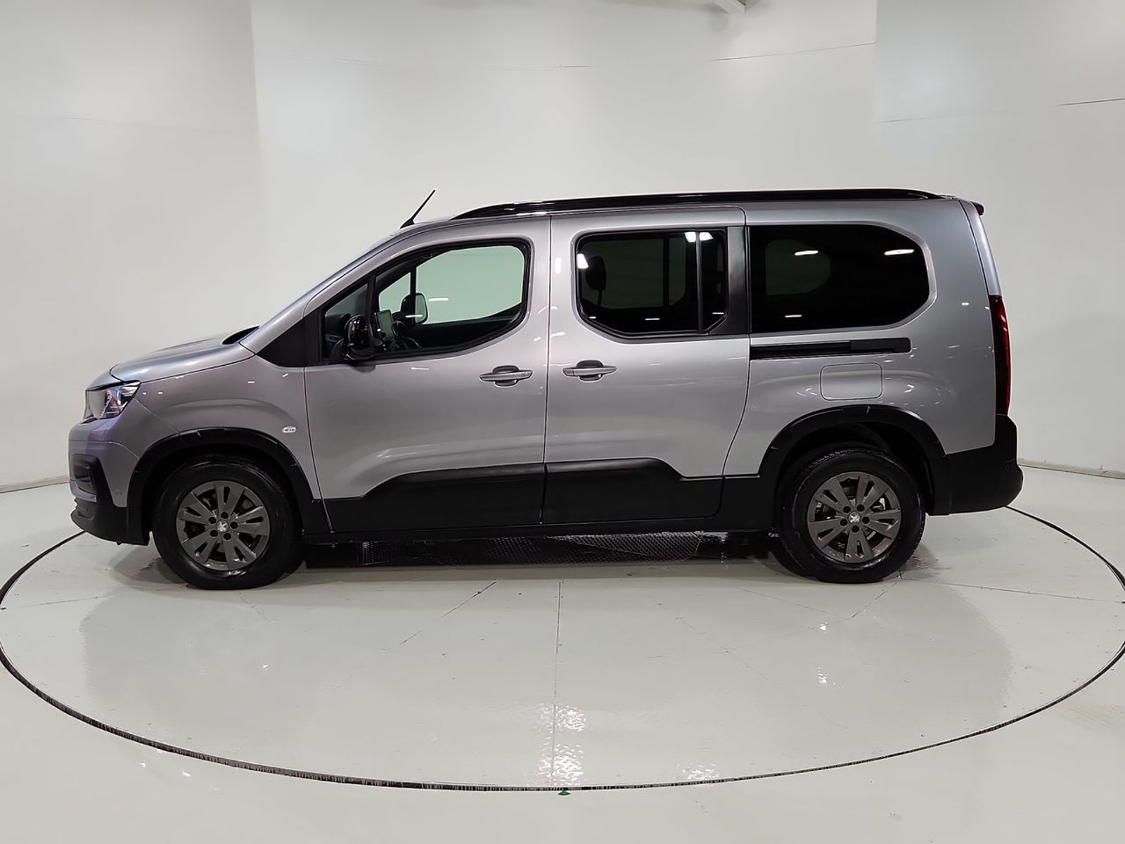 Peugeot RIFTER ALLURE BLUE HDI 4X2 1.5 2024 - Imagen 5 de 20