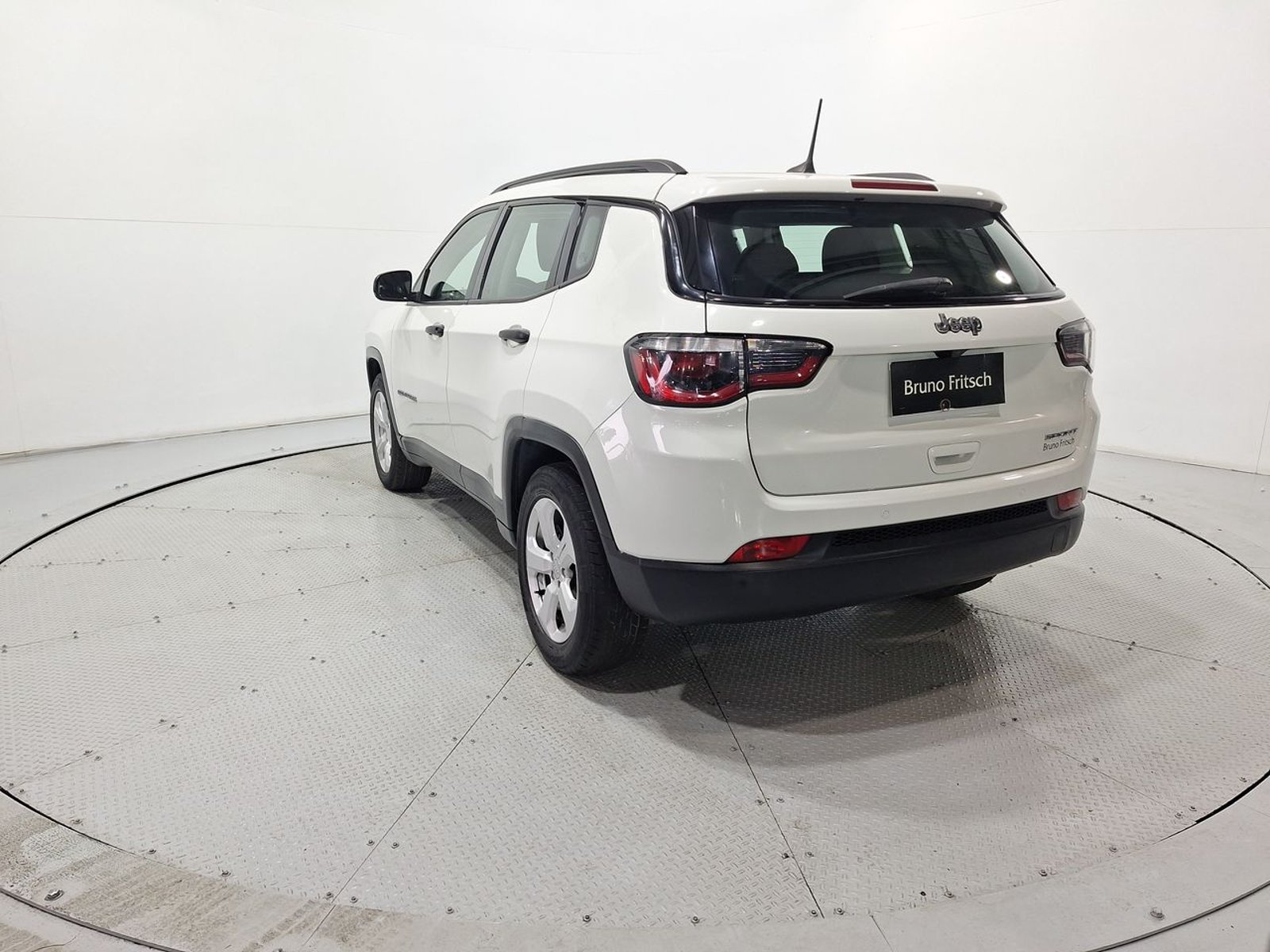 Jeep COMPASS SPORT 2.4 2019 - Imagen 6 de 20