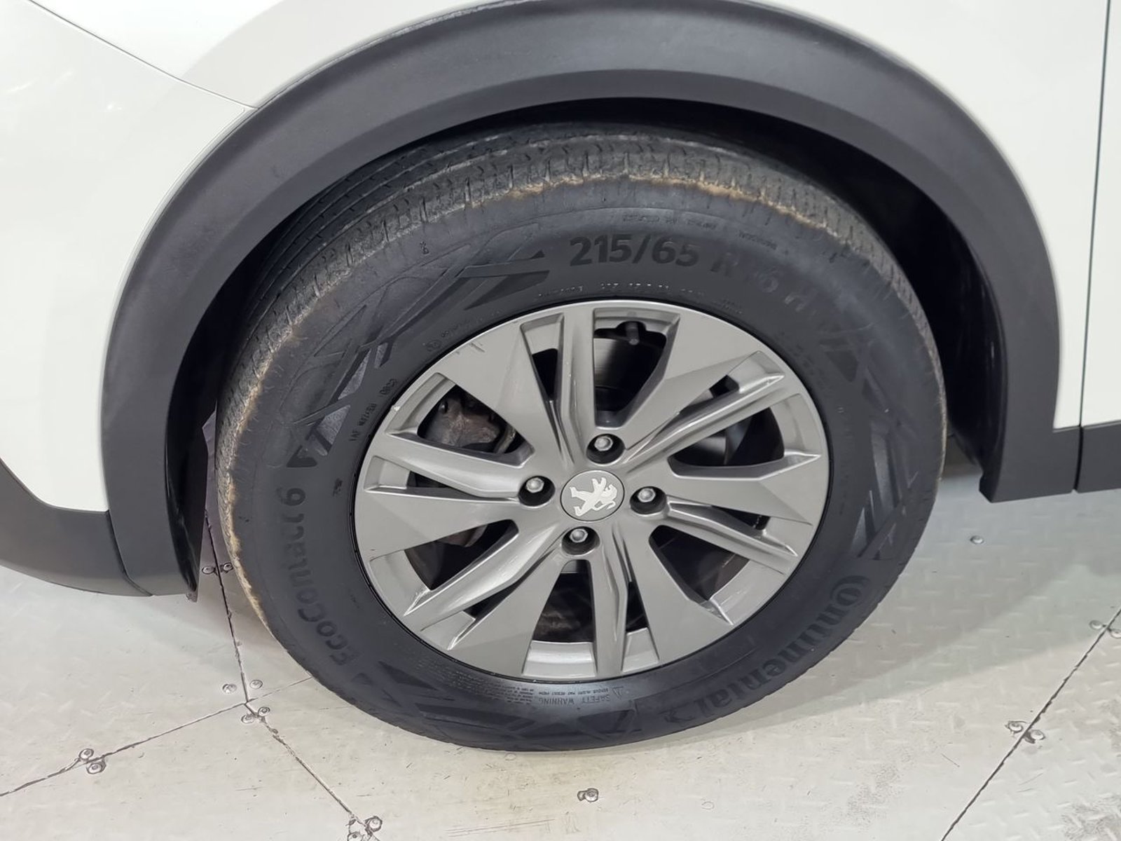Peugeot 2008 PURETECH 130 4X2 1.2 2023 - Imagen 18 de 20