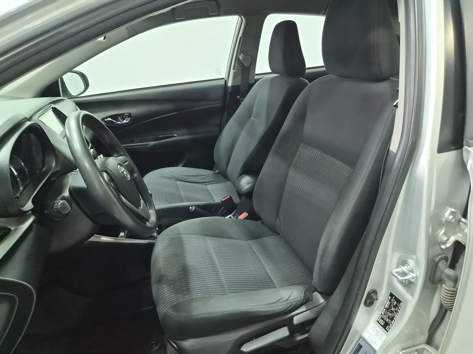 Toyota YARIS NEW YARIS GLI 1.5 2021 - Imagen 18 de 20