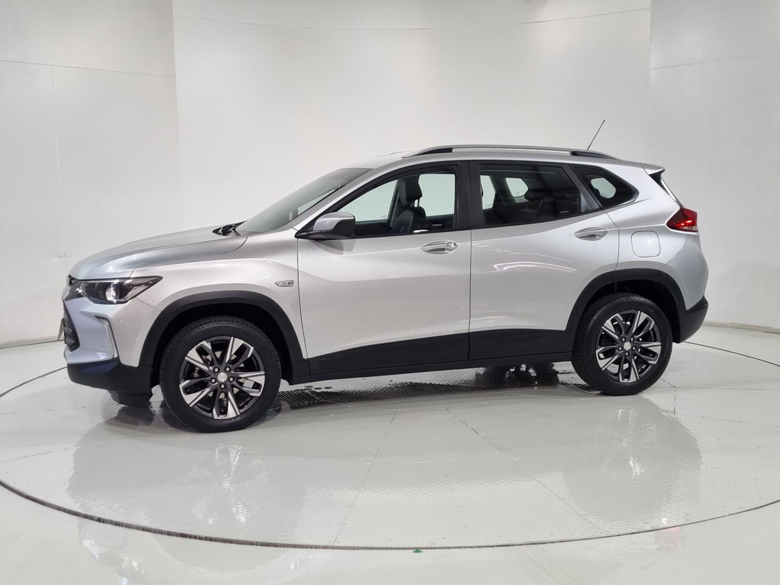 Chevrolet TRACKER 1.2T AUT 2021 - Imagen 4 de 20
