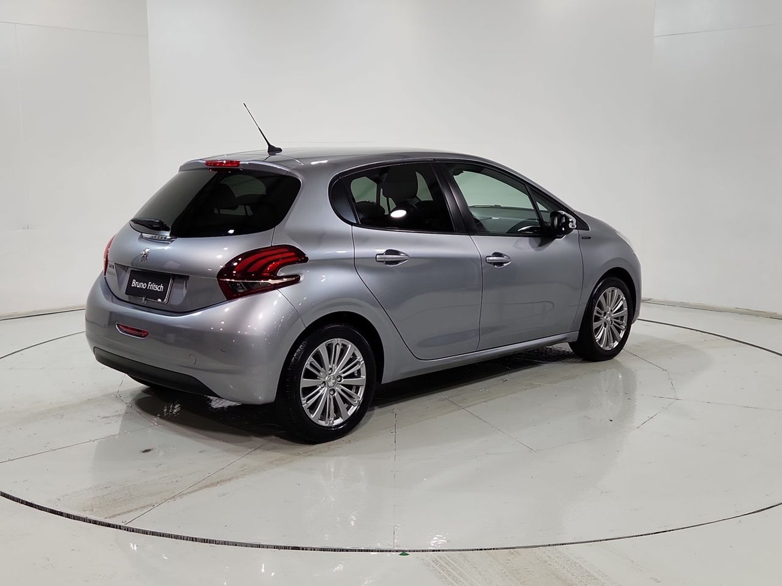 Peugeot 208 PURE TECH HB 1.2 2021 - Imagen 11 de 20