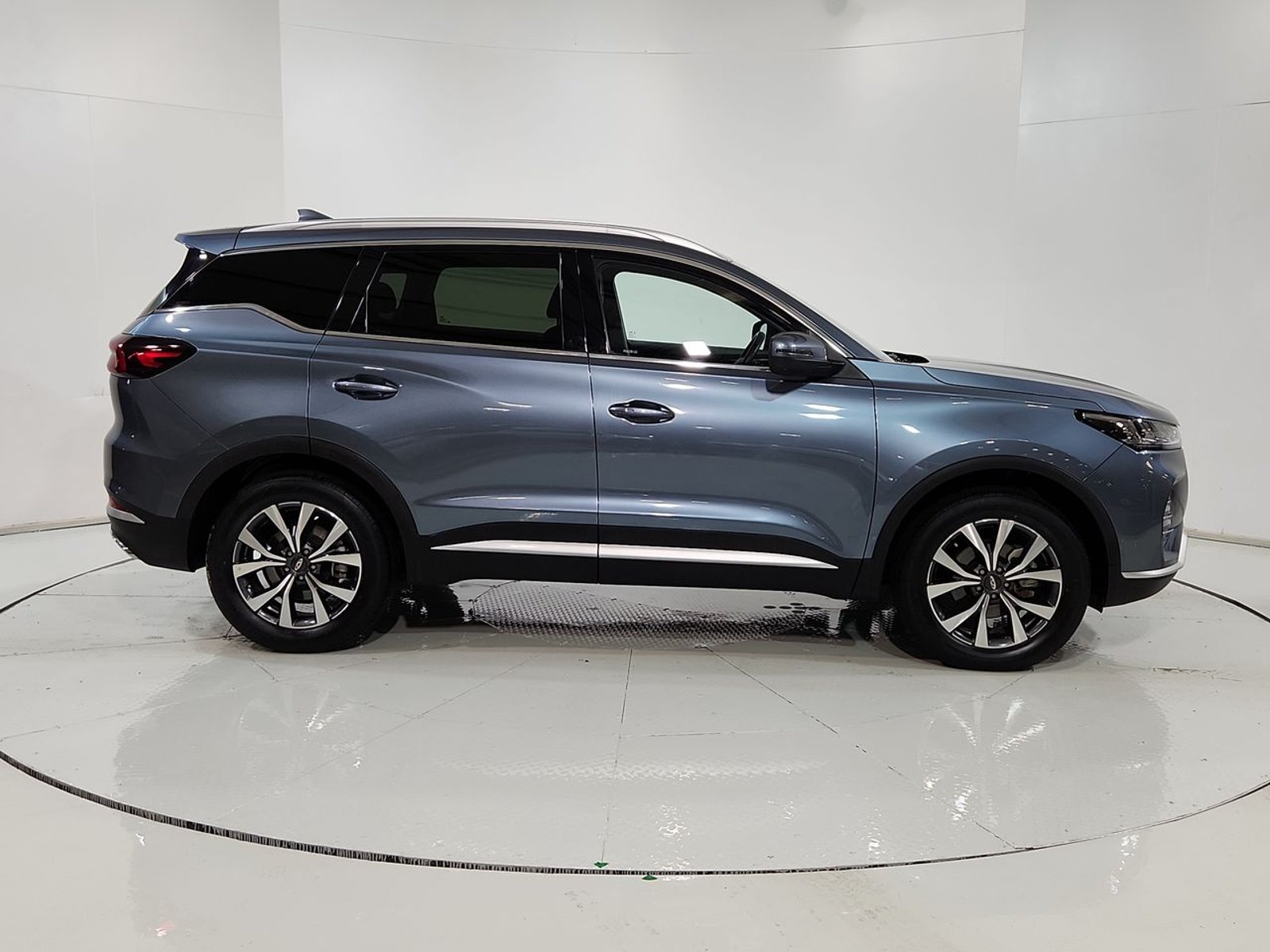 Chery TIGGO 7 GLX CVT PRO 1.5 AUT 2021 - Imagen 13 de 20