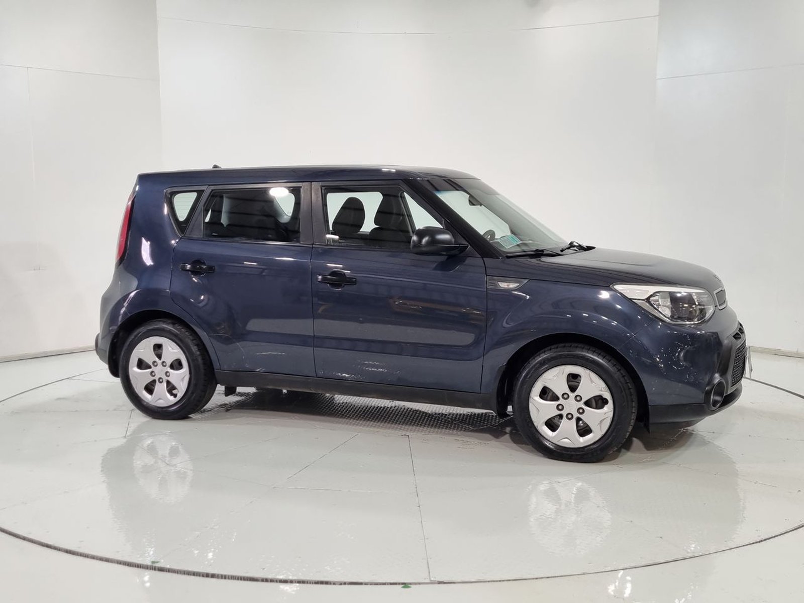 Kia SOUL LX 1.6 2016 - Imagen 14 de 20