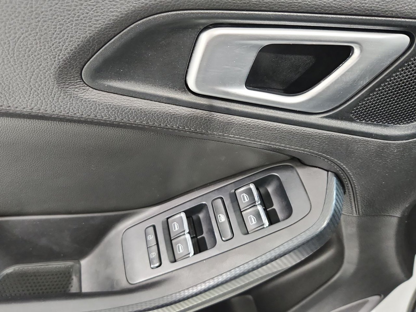 Chery TIGGO 3 1.5 2023 - Imagen 20 de 20