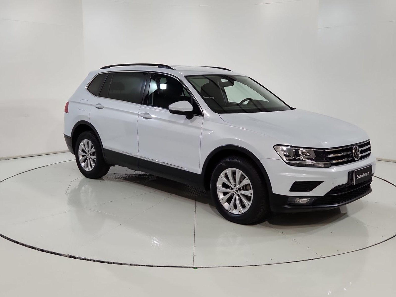 Volkswagen TIGUAN TDI 2.0 AUT 2018 - Imagen 15 de 20