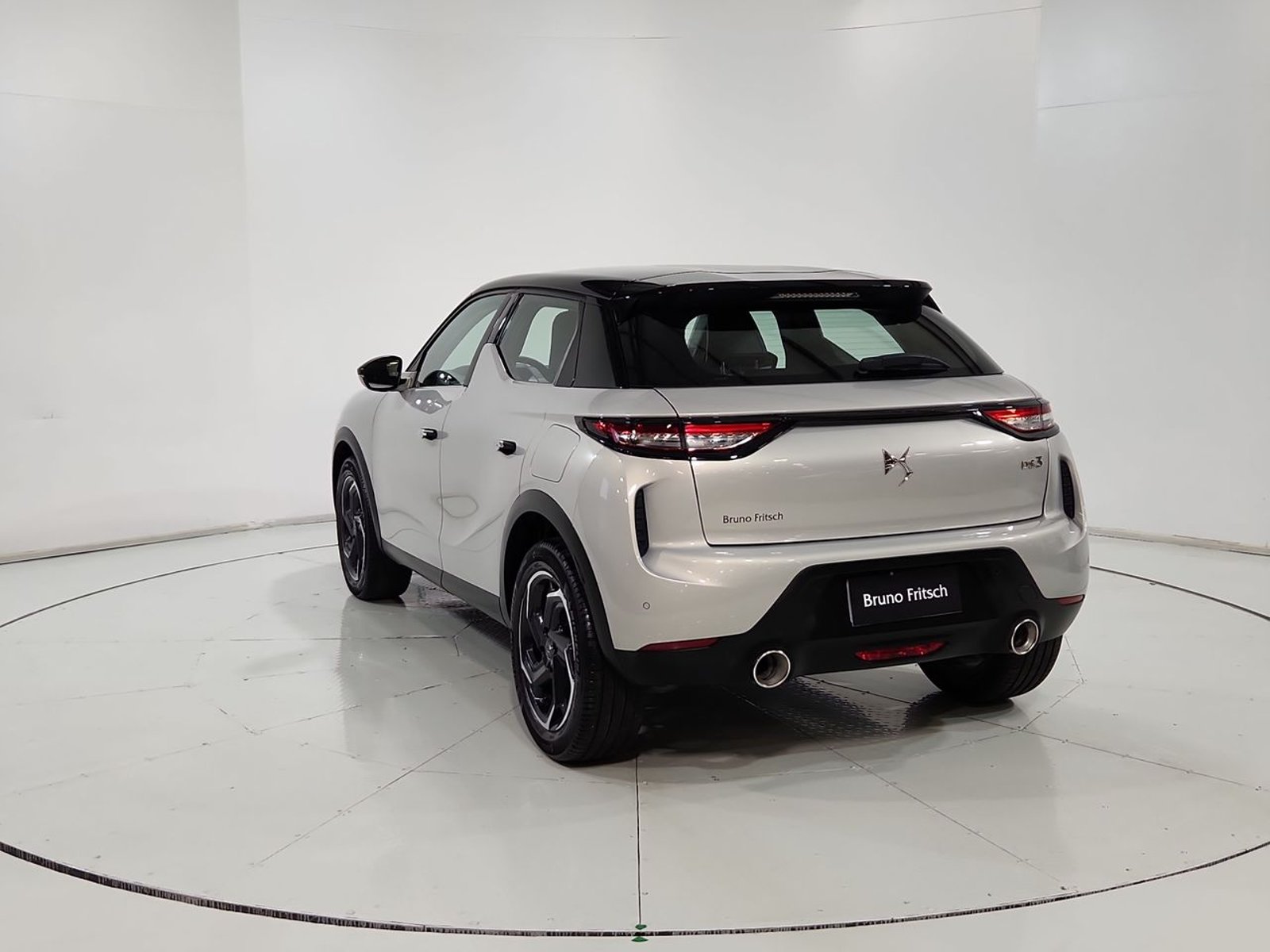 Ds DS3 3 CROSSBACK HDI 1.2 AUT 2023 - Imagen 8 de 20
