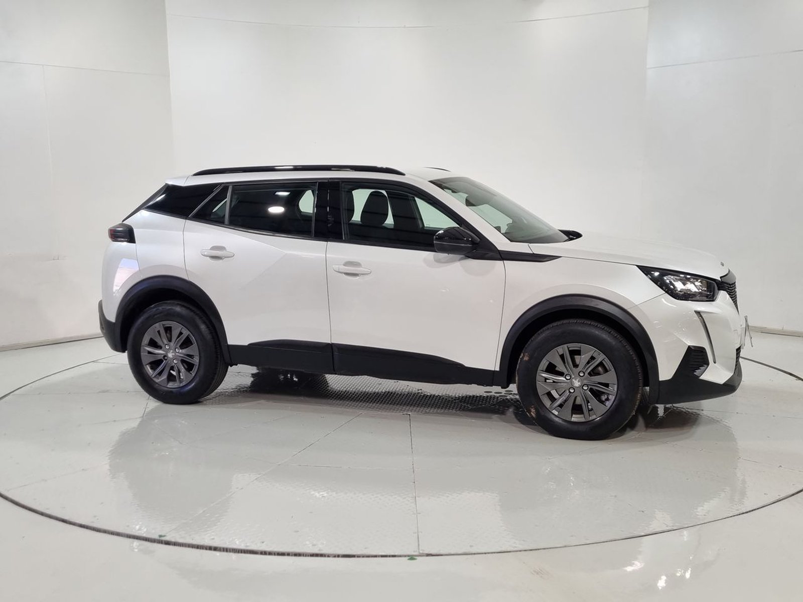 Peugeot 2008 PURETECH 130 1.2 2022 - Imagen 14 de 20