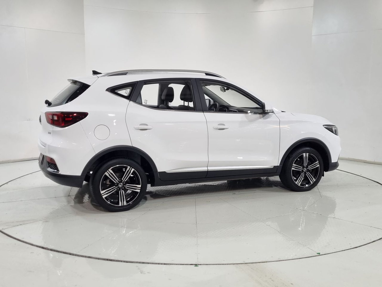 Mg ZS 1.5L AUT 2023 - Imagen 12 de 20