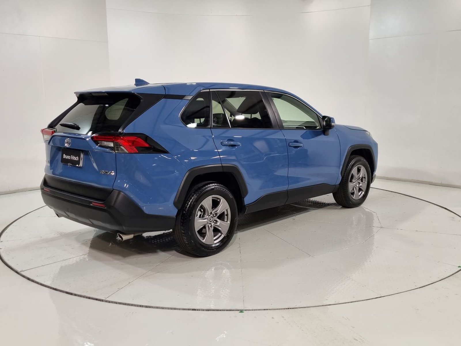 Toyota RAV4 4X2 2.0 AT 2026 - Imagen 11 de 20