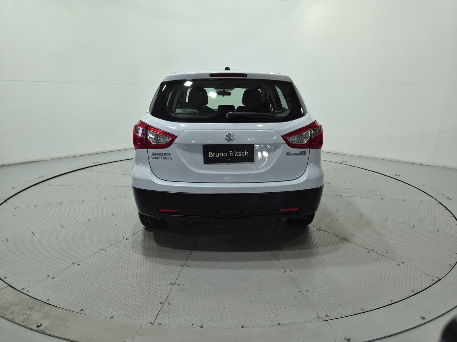 Suzuki S-CROSS S CROSS GL 1.6 AUT 2015 - Imagen 7 de 20