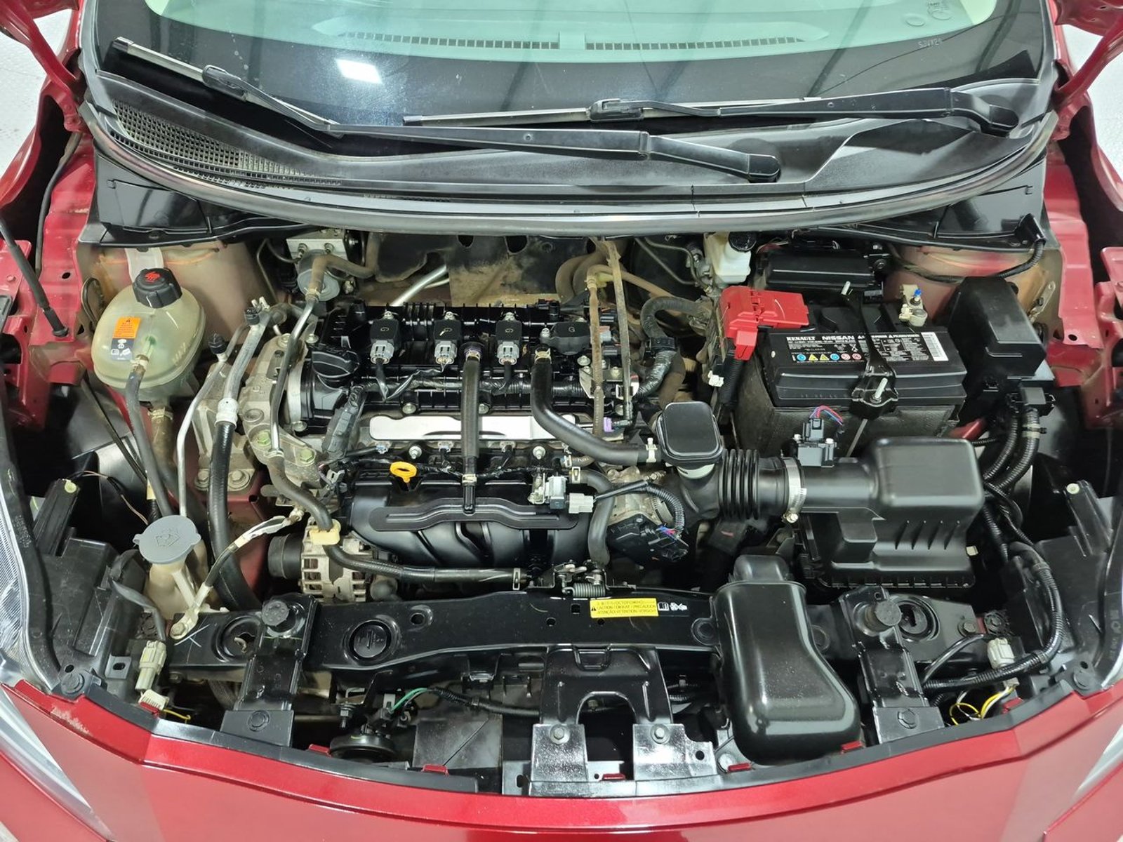 Nissan VERSA MT 1.6 2023 - Imagen 15 de 20