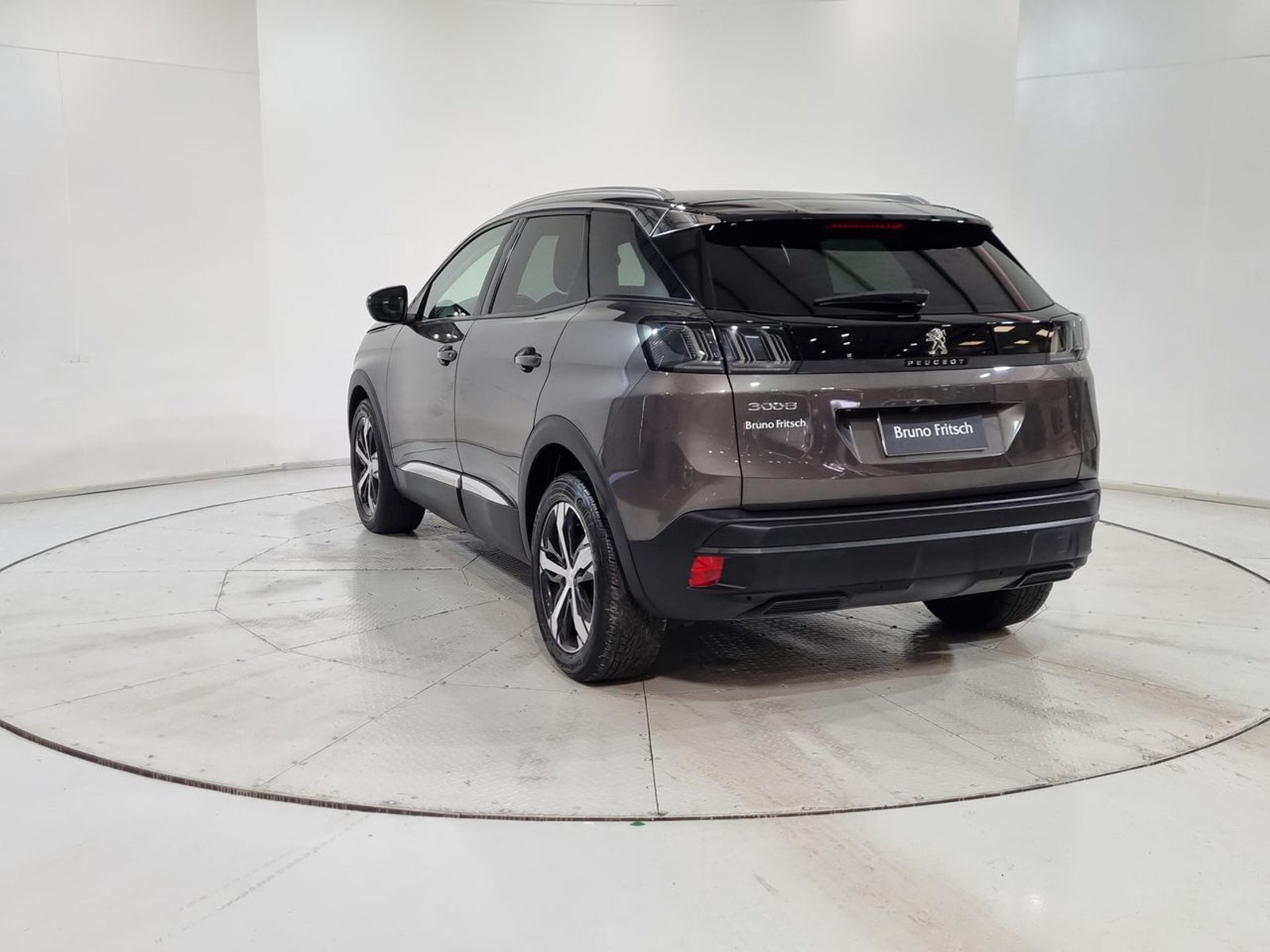 Peugeot 3008 THP 165HP 1.6 AUT 2021 - Imagen 8 de 20