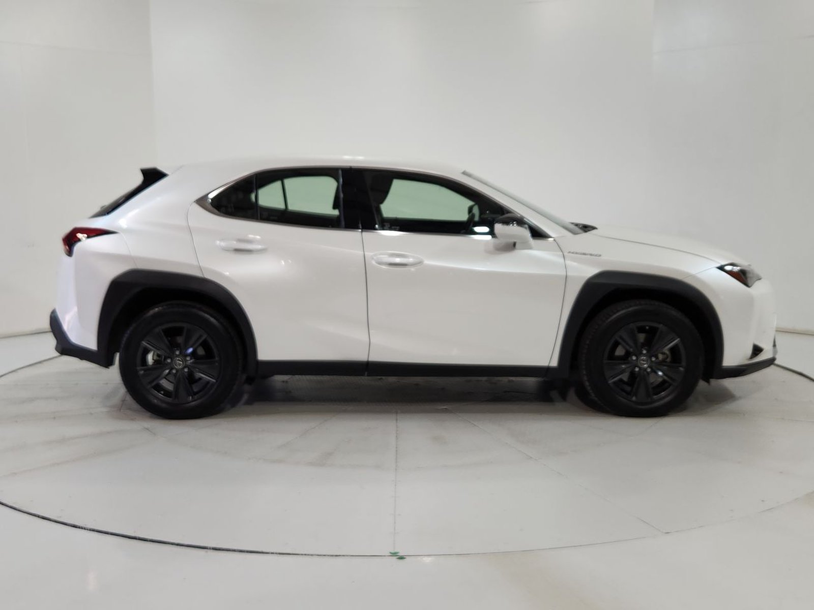 Lexus UX250H HATCH BACK 2.0 AUT 2023 - Imagen 13 de 20
