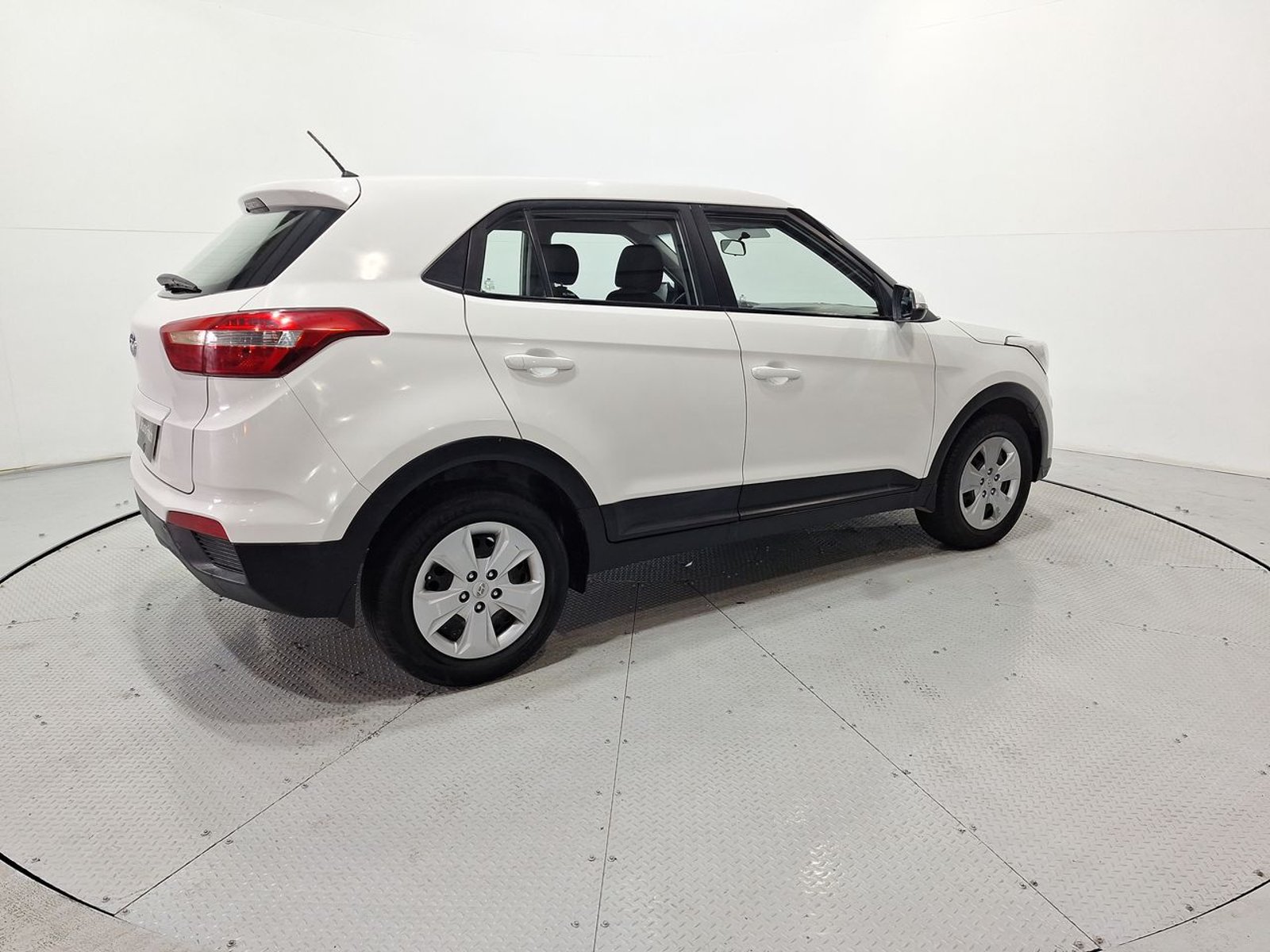 Hyundai CRETA GL 1.6 2018 - Imagen 9 de 20