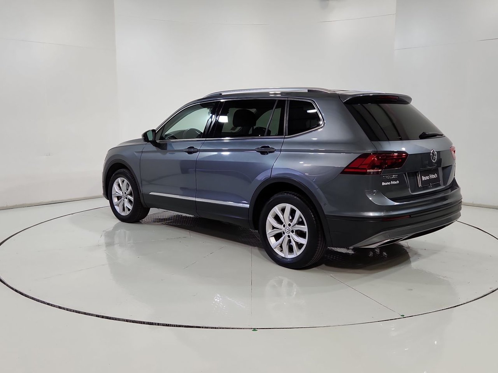 Volkswagen TIGUAN 1.4 AT 2018 - Imagen 7 de 20