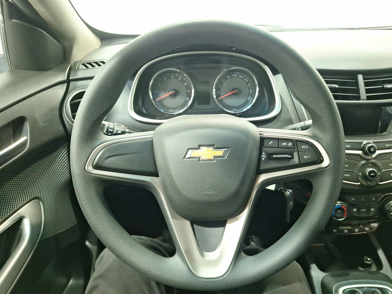 Chevrolet SAIL 1.5 2023 - Imagen 19 de 20