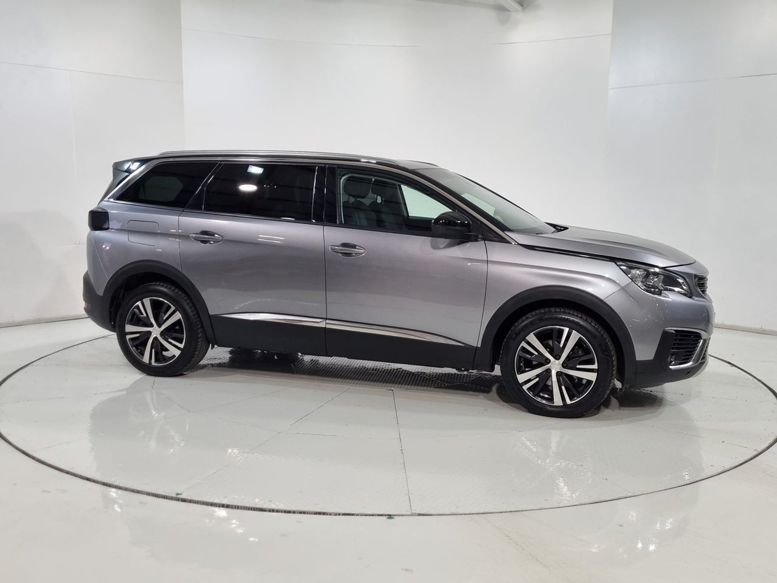 Peugeot 5008 ALLURE BLUEHDI 1.5 AT 2021 - Imagen 14 de 20