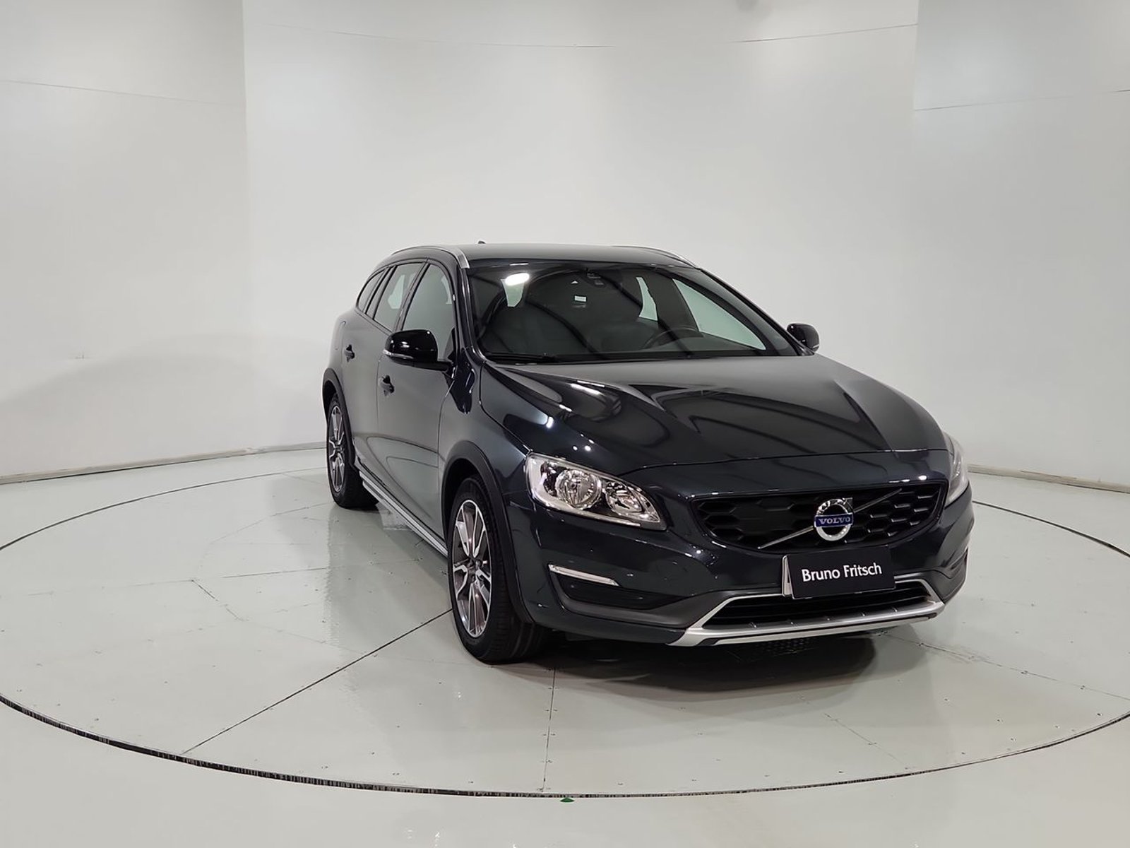 Volvo V60 CC T5 COMFORT AWD 2.5 2016 - Imagen 16 de 20