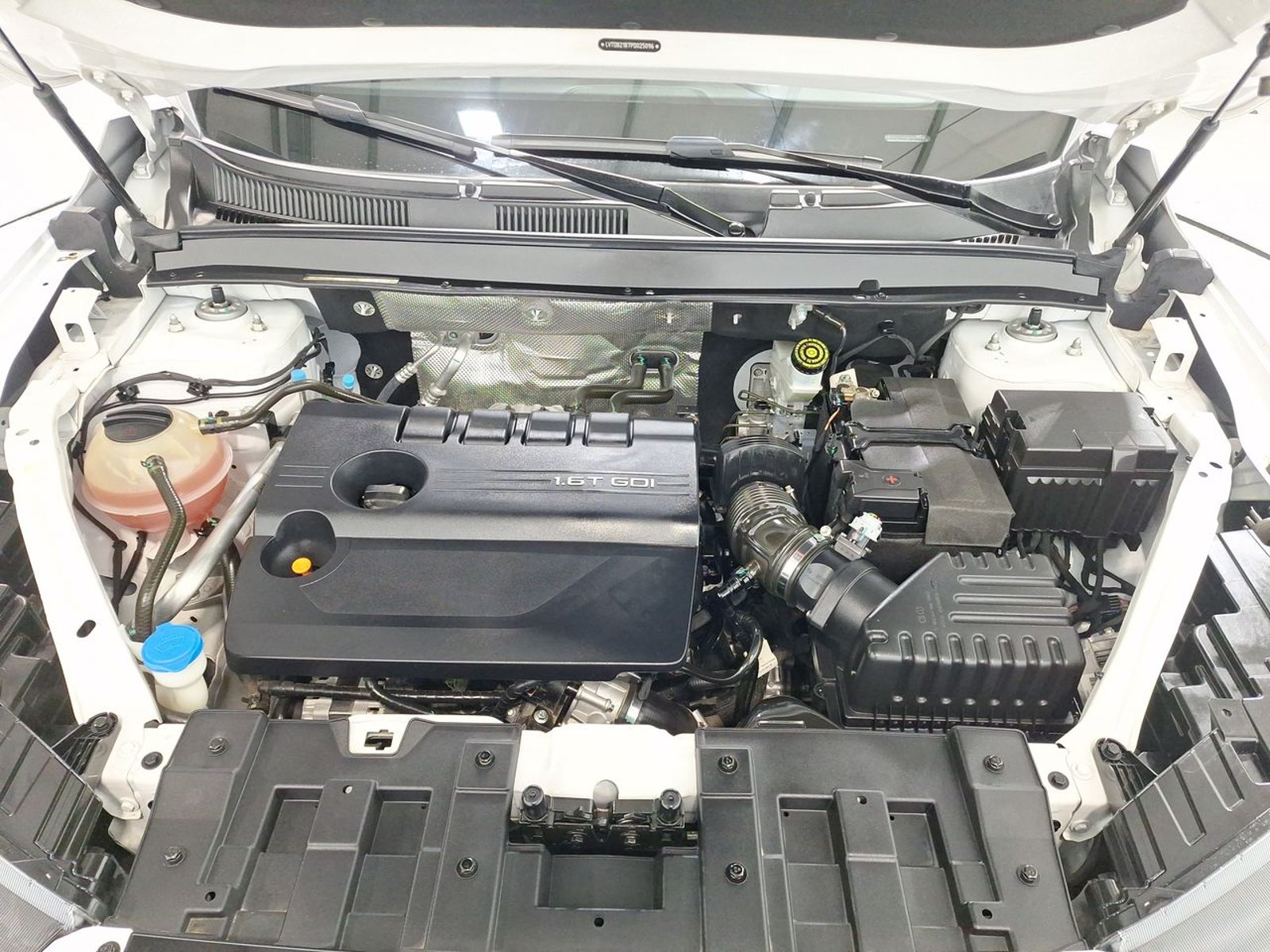 Chery TIGGO 8 PRO GLX DCT 1.6 AUT 2023 - Imagen 15 de 20