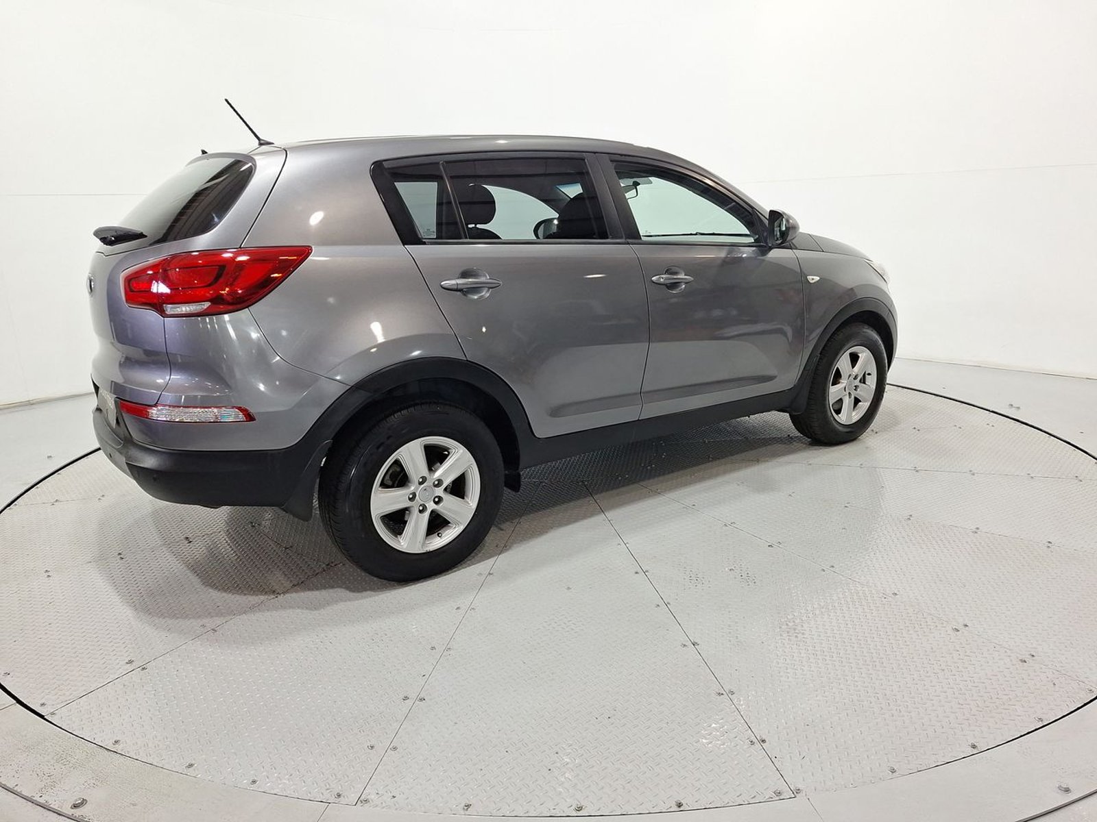 Kia SPORTAGE LX 2.0 AT 2016 - Imagen 9 de 20