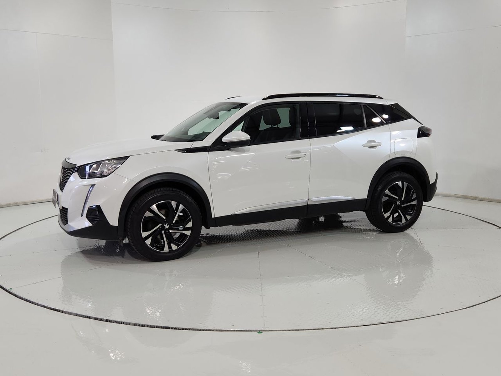 Peugeot 2008 ALLURE 1.2 2021 - Imagen 4 de 20