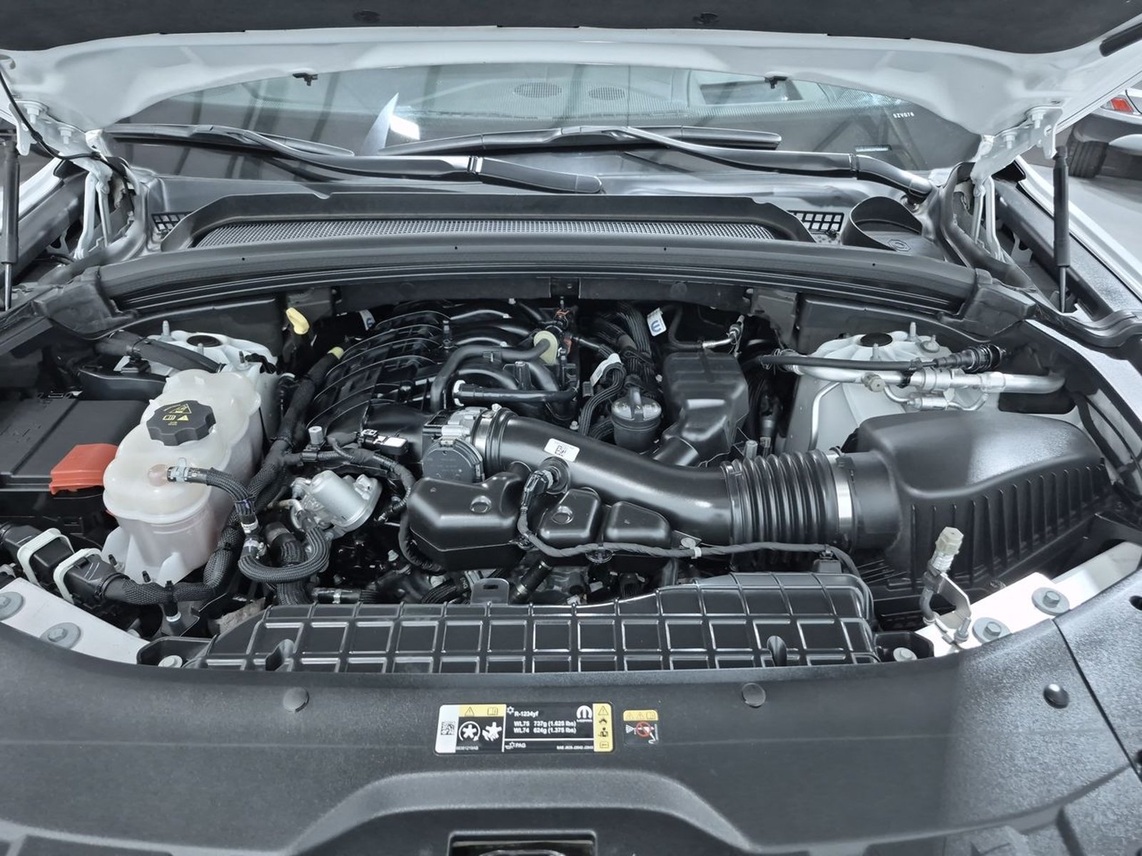 Jeep GRAND CHEROKEE LIMITED 4X4 3.6 AT 2024 - Imagen 15 de 20