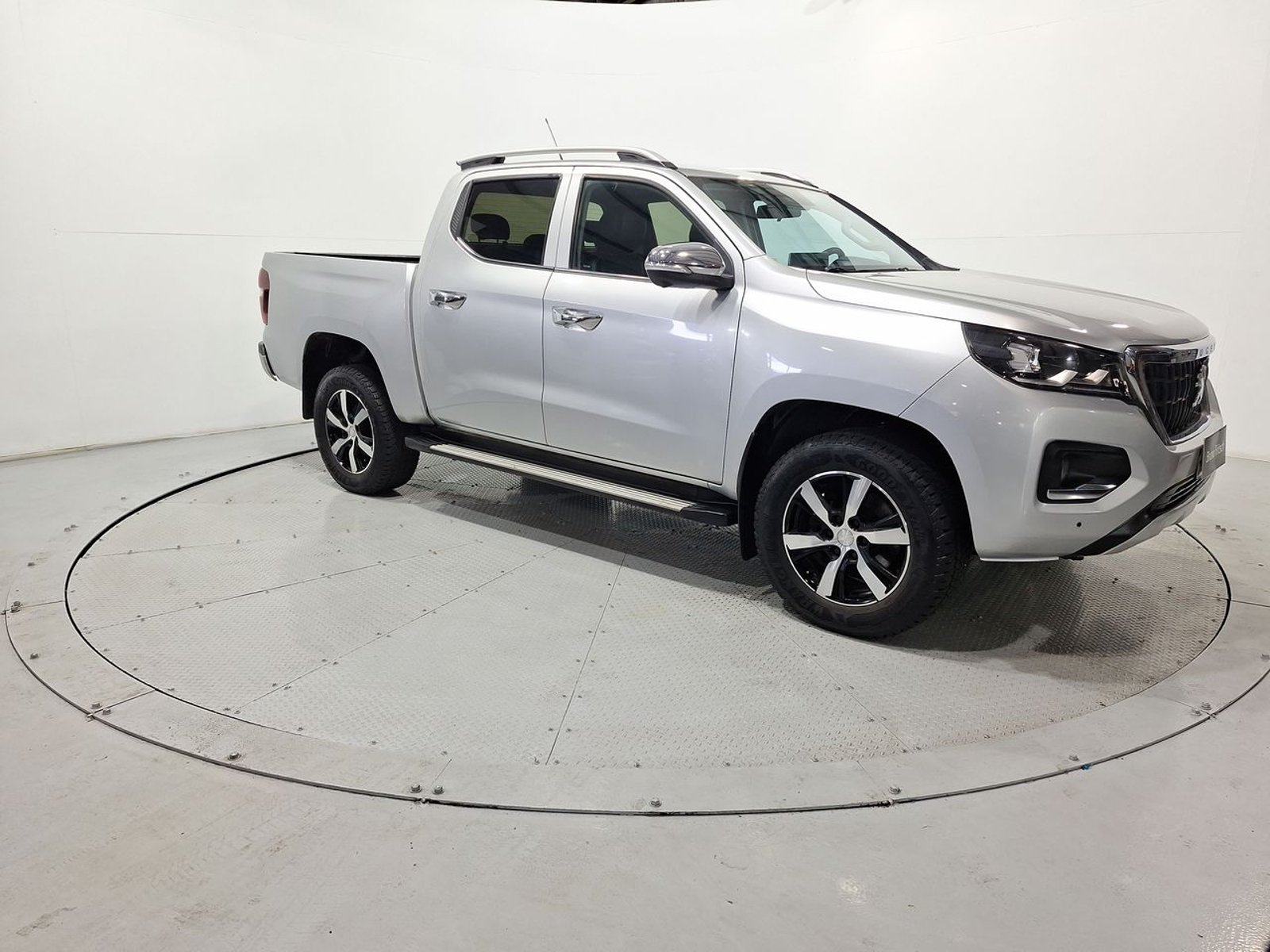 Peugeot LANDTREK BLUEHDI 4X4 2.2 AUT 2024 - Imagen 11 de 20