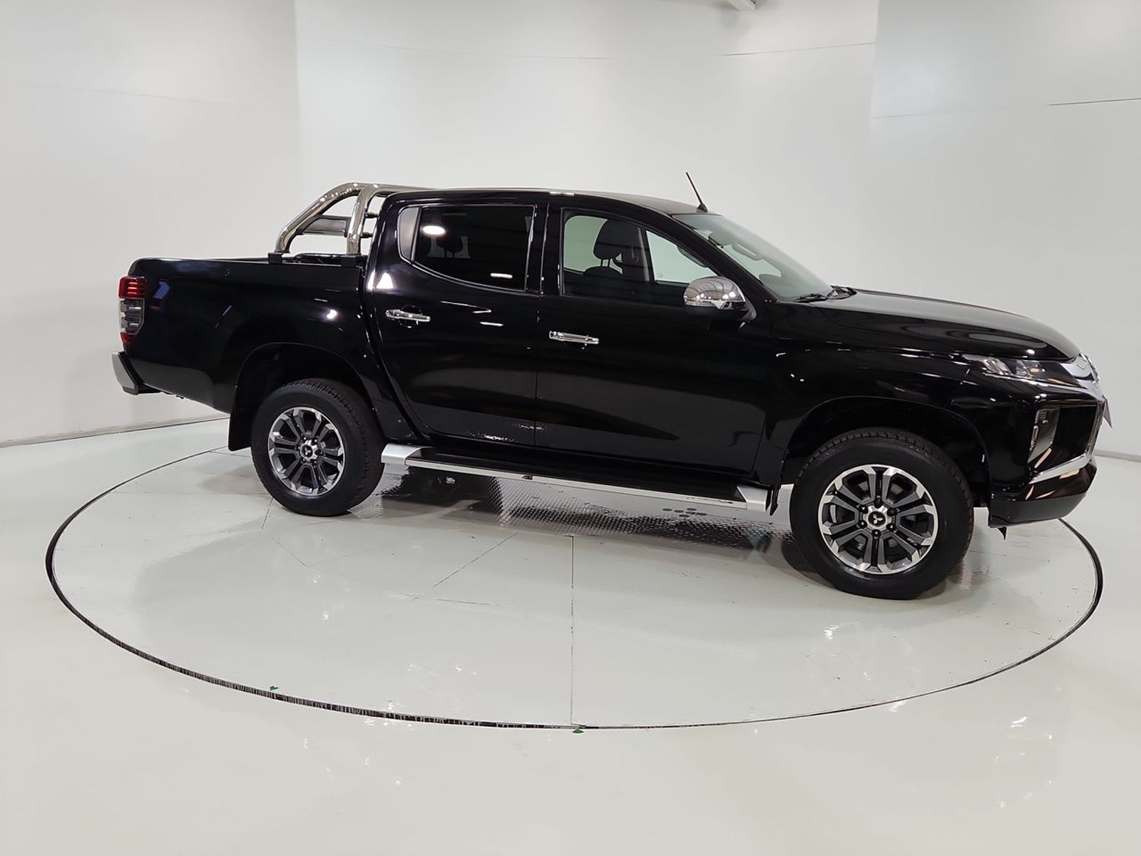 Mitsubishi L200 DAKAR 4X4 2.4 2021 - Imagen 14 de 20
