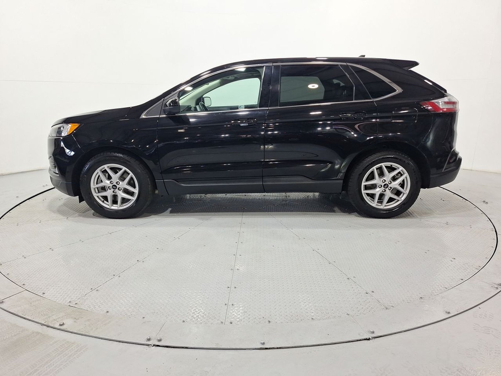 Ford EDGE AWD 2.0 CVT 2024 - Imagen 4 de 20