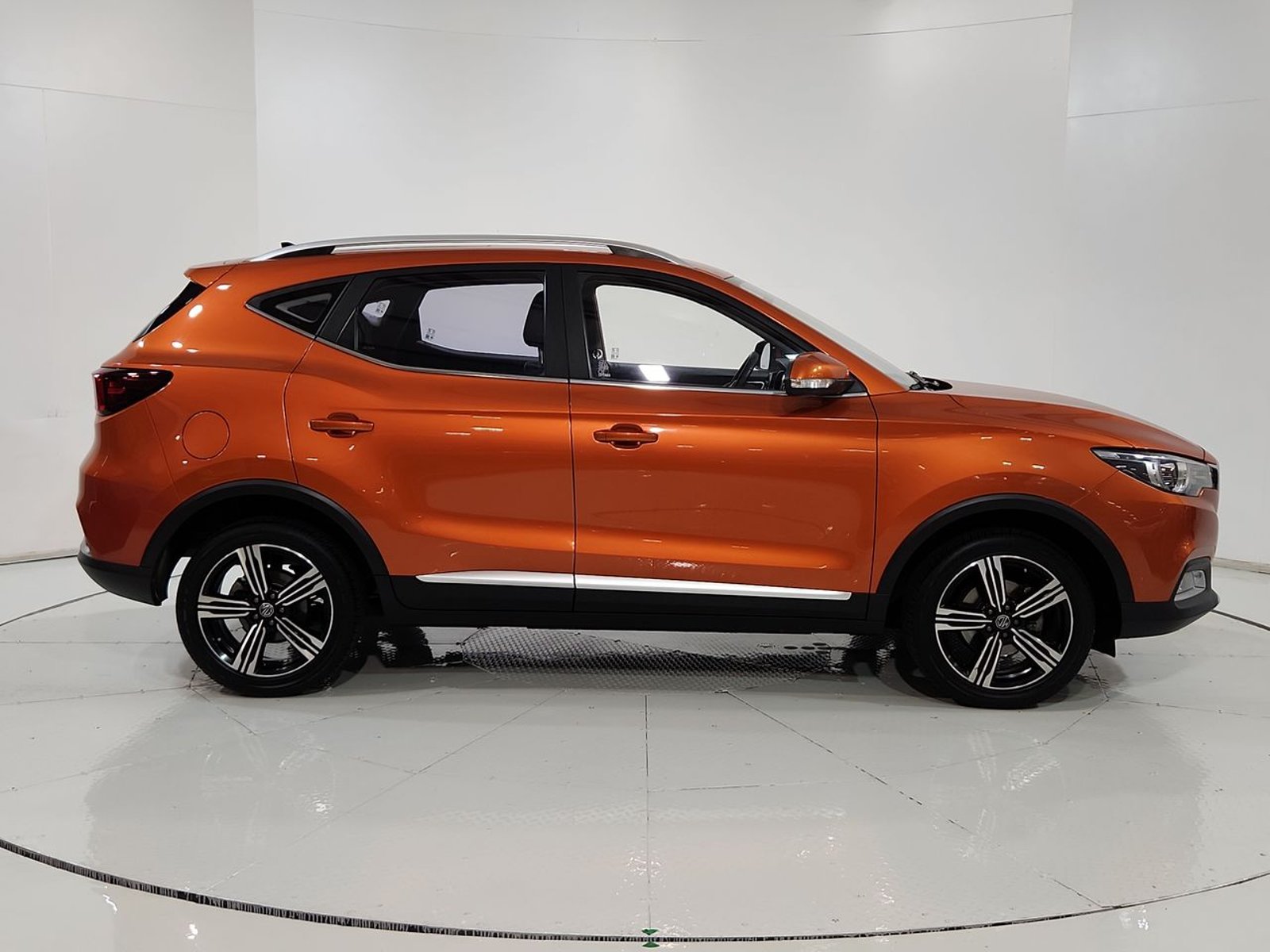 Mg ZS 1.5L AUT 2023 - Imagen 13 de 20
