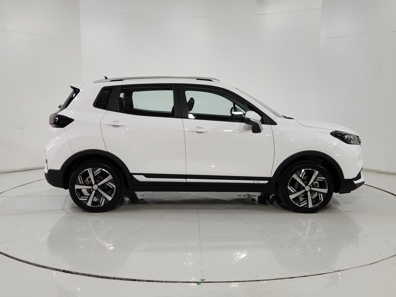 Changan CS15 NEW CS15 1.5 MT 2026 - Imagen 13 de 20