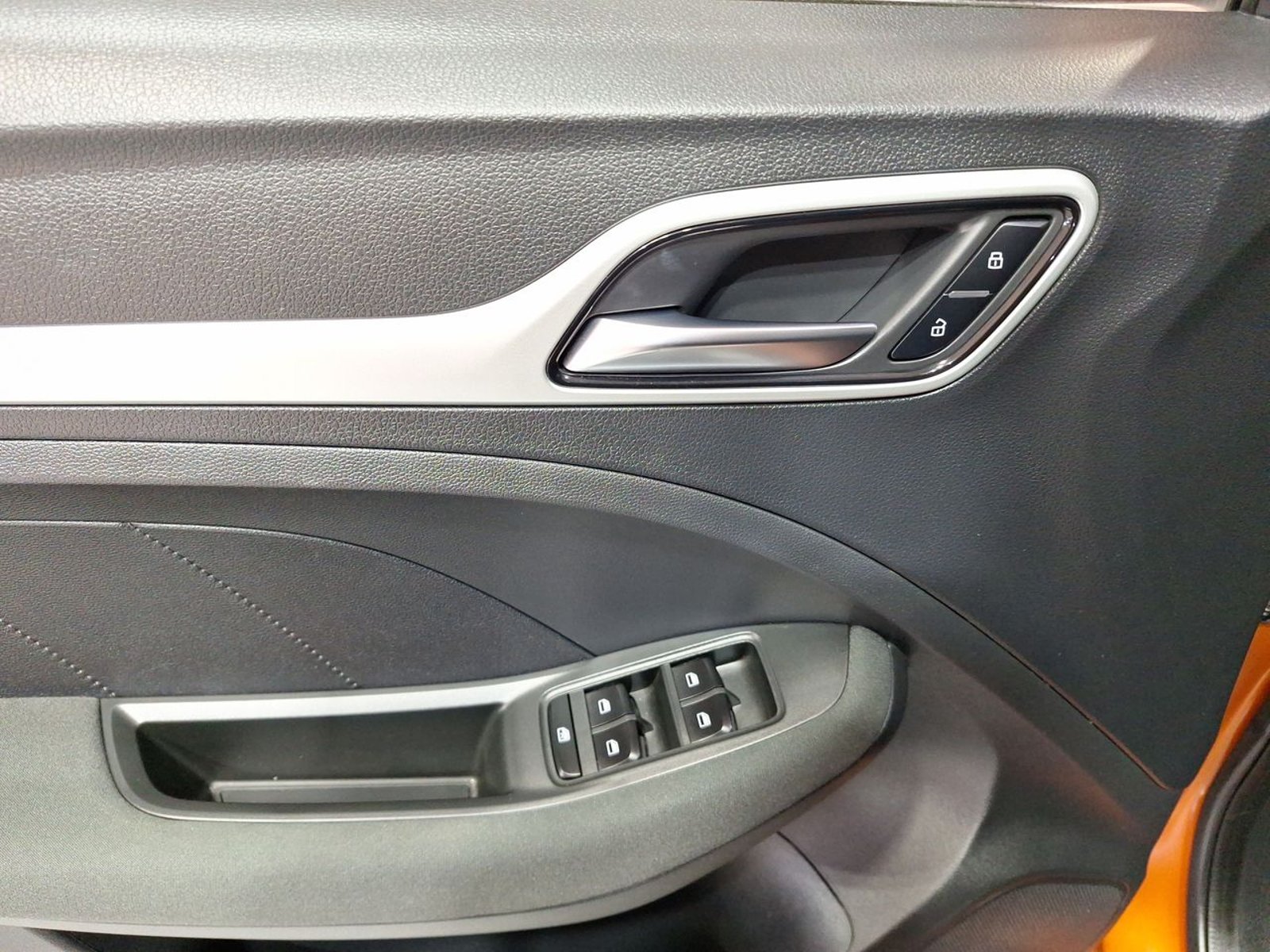 Mg ZS 1.5L AUT 2024 - Imagen 16 de 20