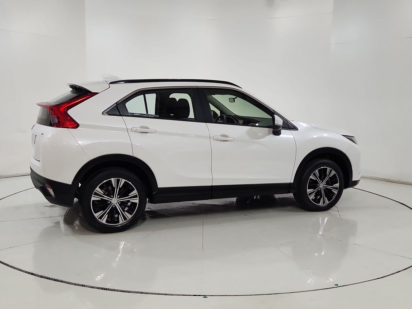 Mitsubishi ECLIPSE CROSS RX OTTO 1.5 2020 - Imagen 12 de 20