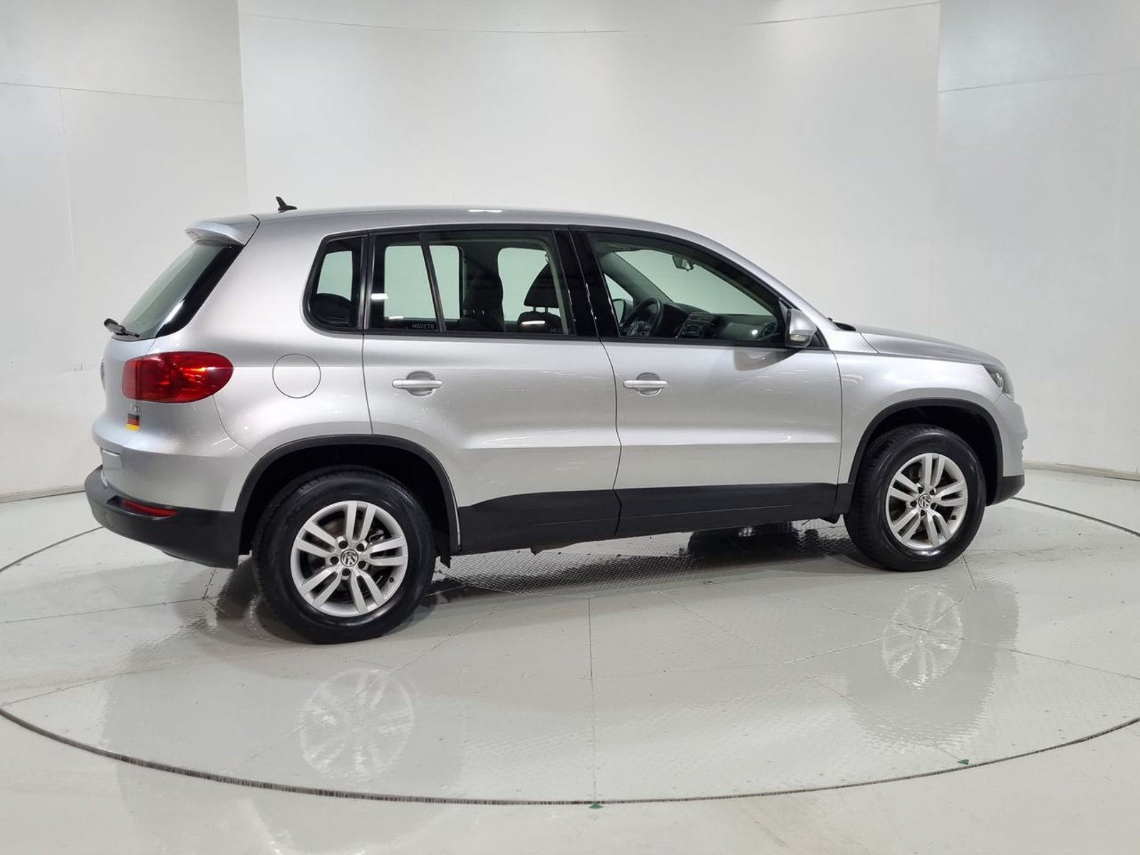 Volkswagen TIGUAN TSI 1.4 2015 - Imagen 12 de 20