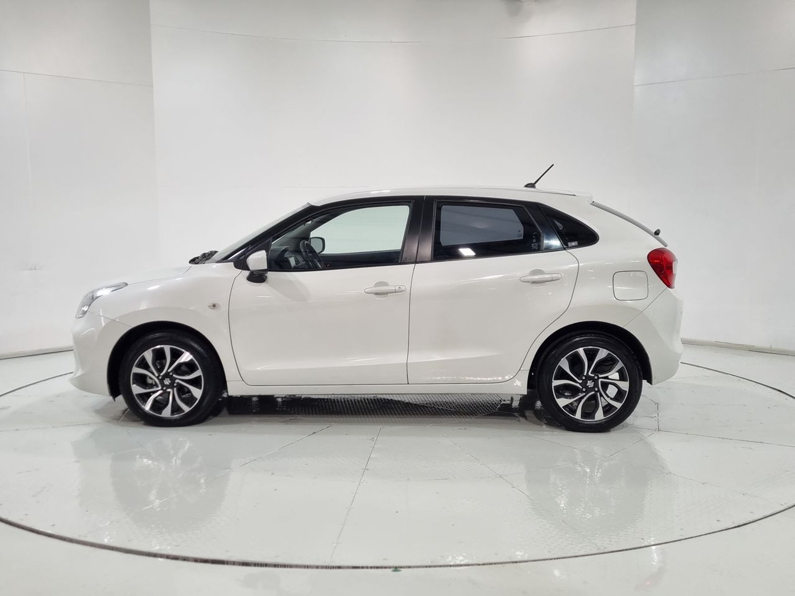 Suzuki BALENO GLS HB 1.4 AUT 2022 - Imagen 5 de 20