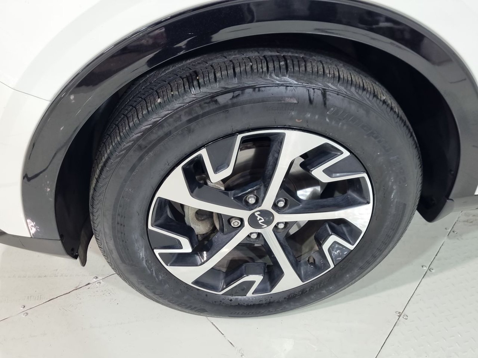 Kia SPORTAGE EX 4X4 2.0 AT 2023 - Imagen 18 de 20