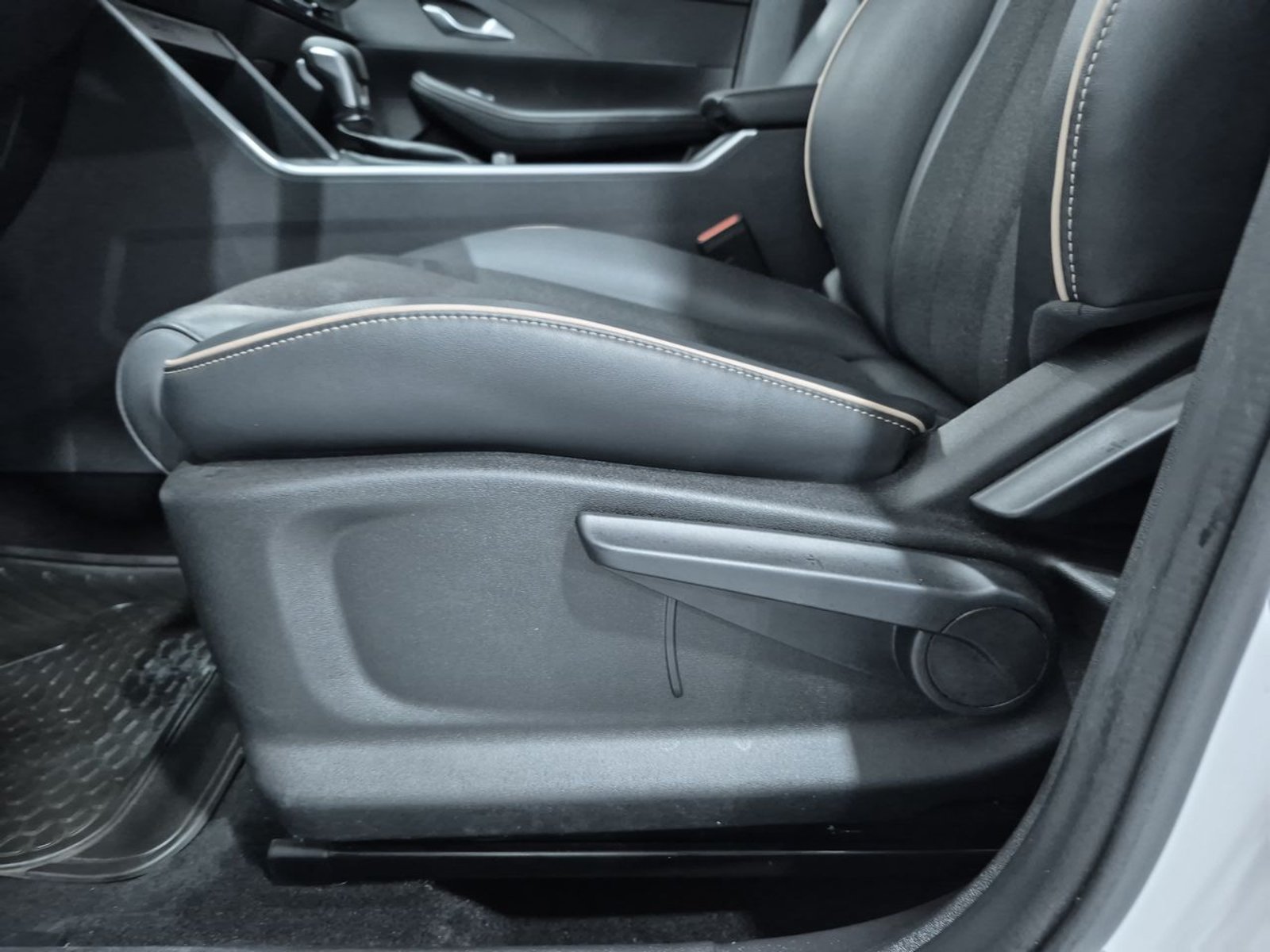 Omoda C5 4X2 1.5 AUT 2025 - Imagen 17 de 20