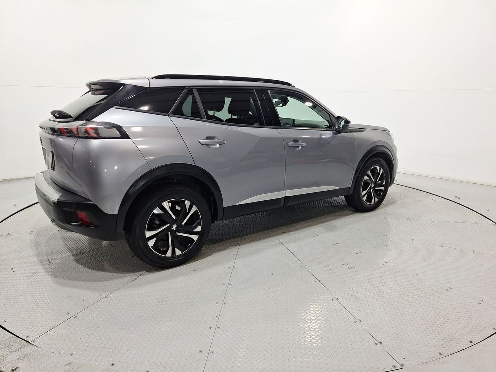 Peugeot 2008 PURETECH 130 1.2 2022 - Imagen 9 de 20