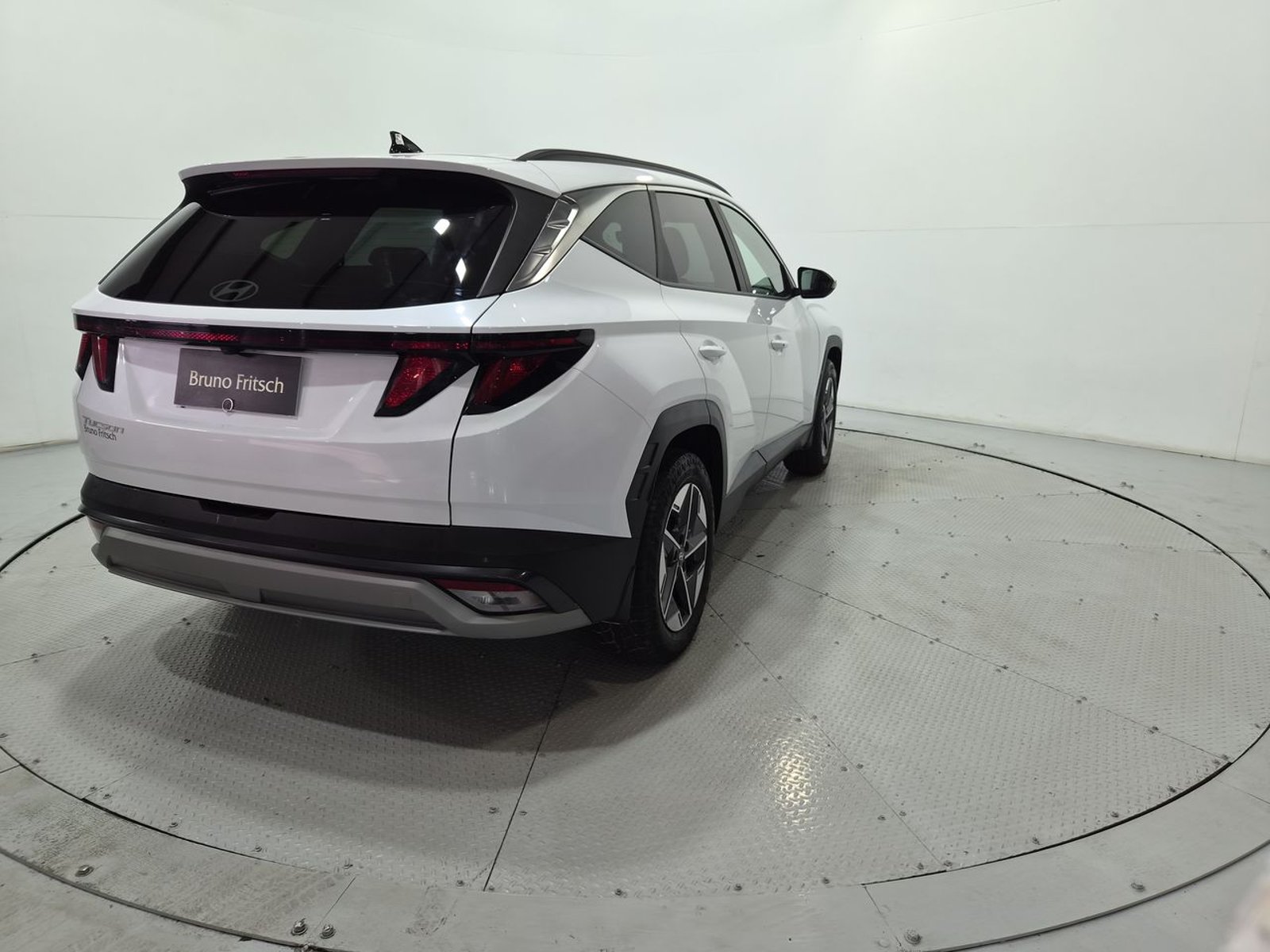 Hyundai TUCSON NX4 2.0 AUT 2025 - Imagen 8 de 20
